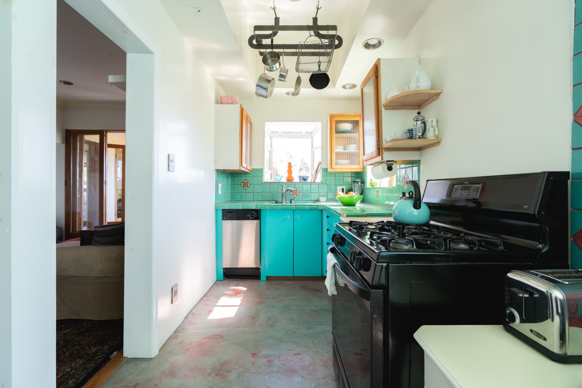 Hollywood Hills, Los Angeles — Luxury furnished apartment in Hollywood Hills, Los Angeles