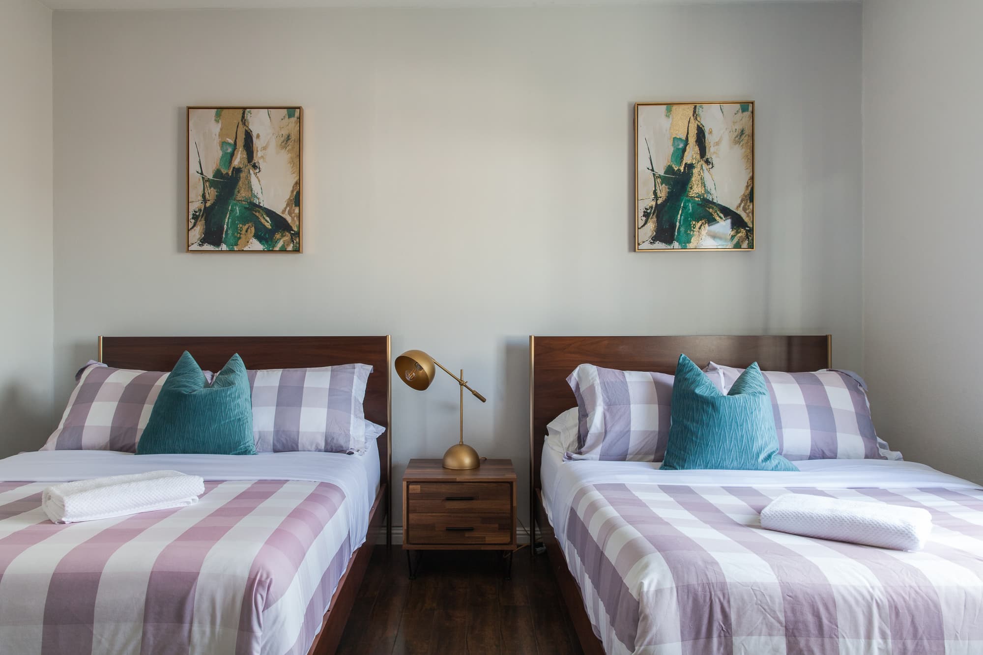 Brentwood, Los Angeles — Luxury furnished apartment in Brentwood, Los Angeles