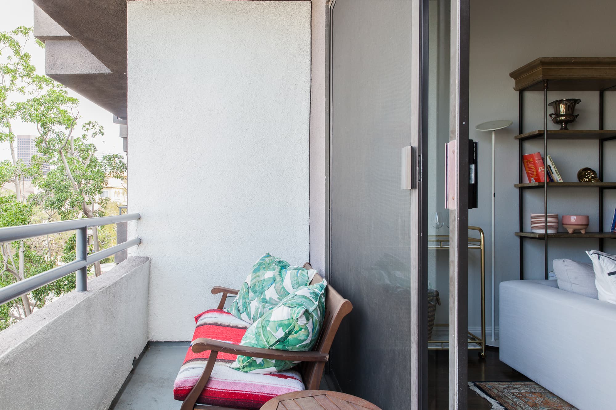 Brentwood, Los Angeles — Luxury furnished apartment in Brentwood, Los Angeles