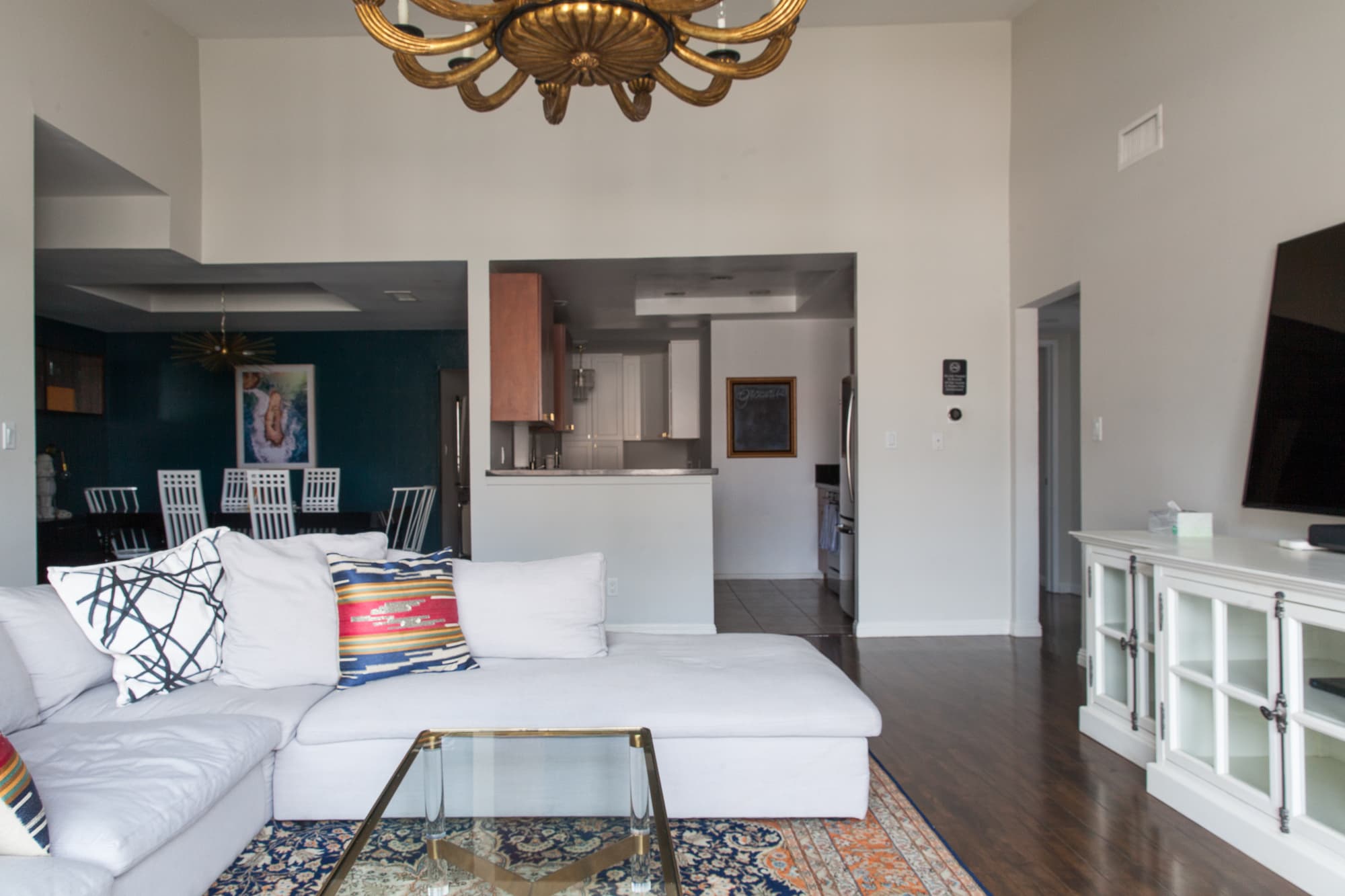 Brentwood, Los Angeles — Luxury furnished apartment in Brentwood, Los Angeles