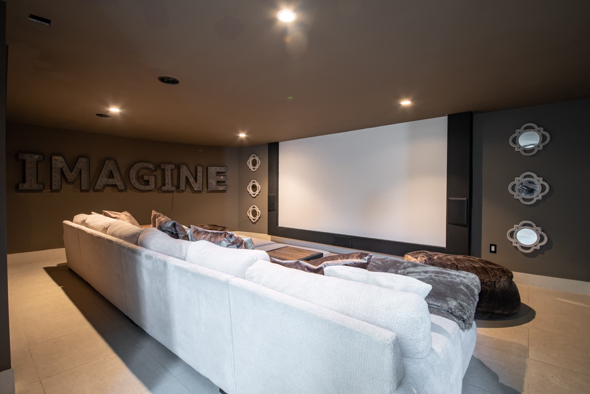 West Hollywood, Los Angeles — Luxury furnished apartment in West Hollywood, Los Angeles