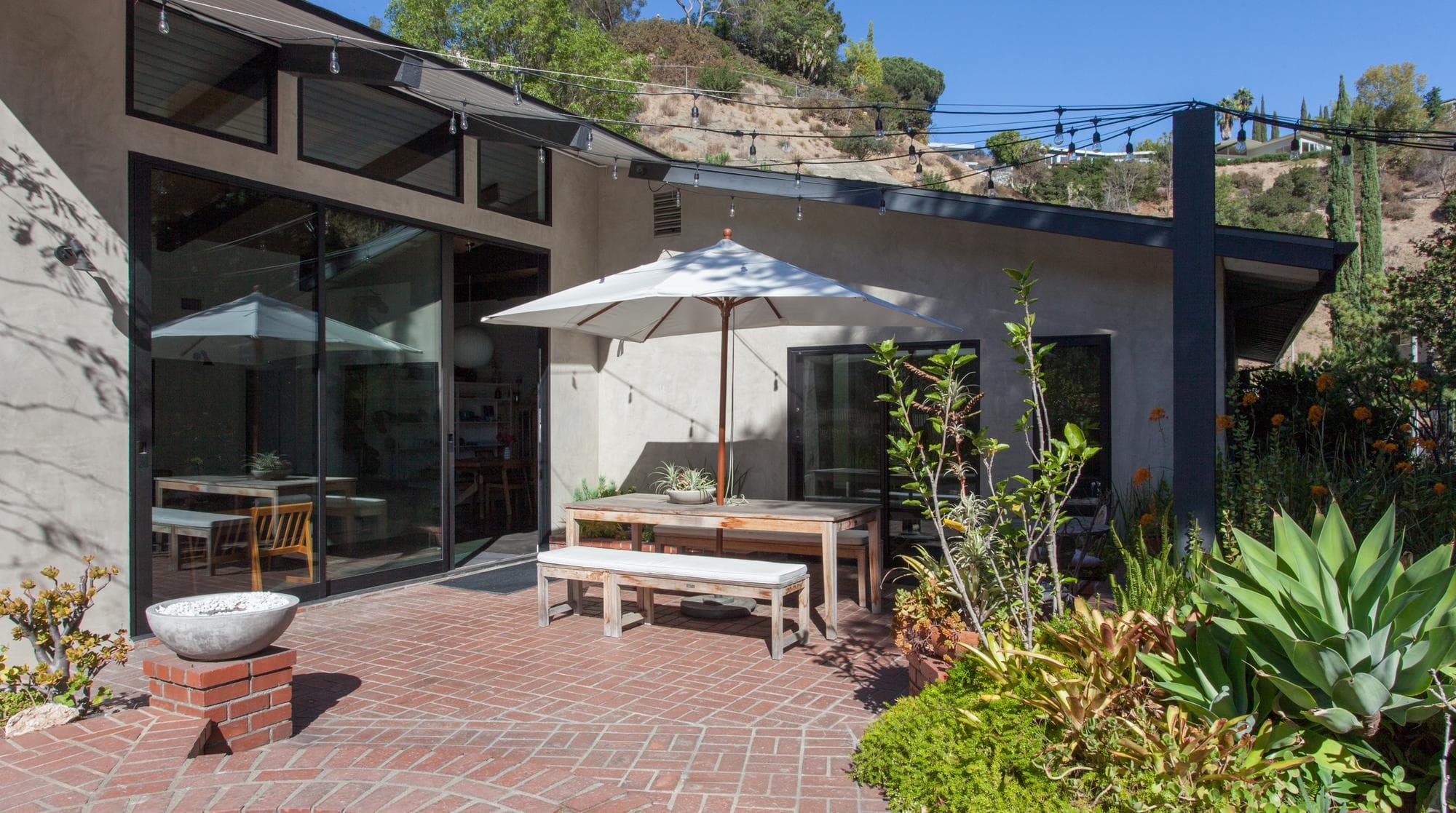 Hollywood Hills, Los Angeles — Luxury furnished apartment in Hollywood Hills, Los Angeles