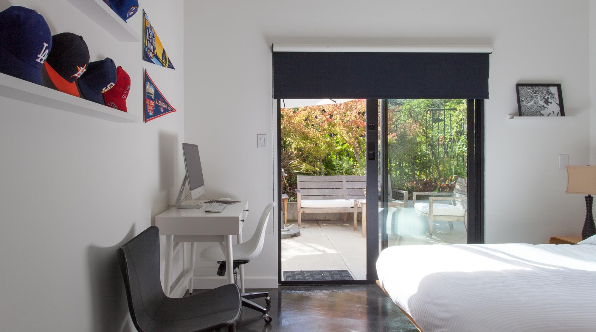 Hollywood Hills, Los Angeles — Luxury furnished apartment in Hollywood Hills, Los Angeles