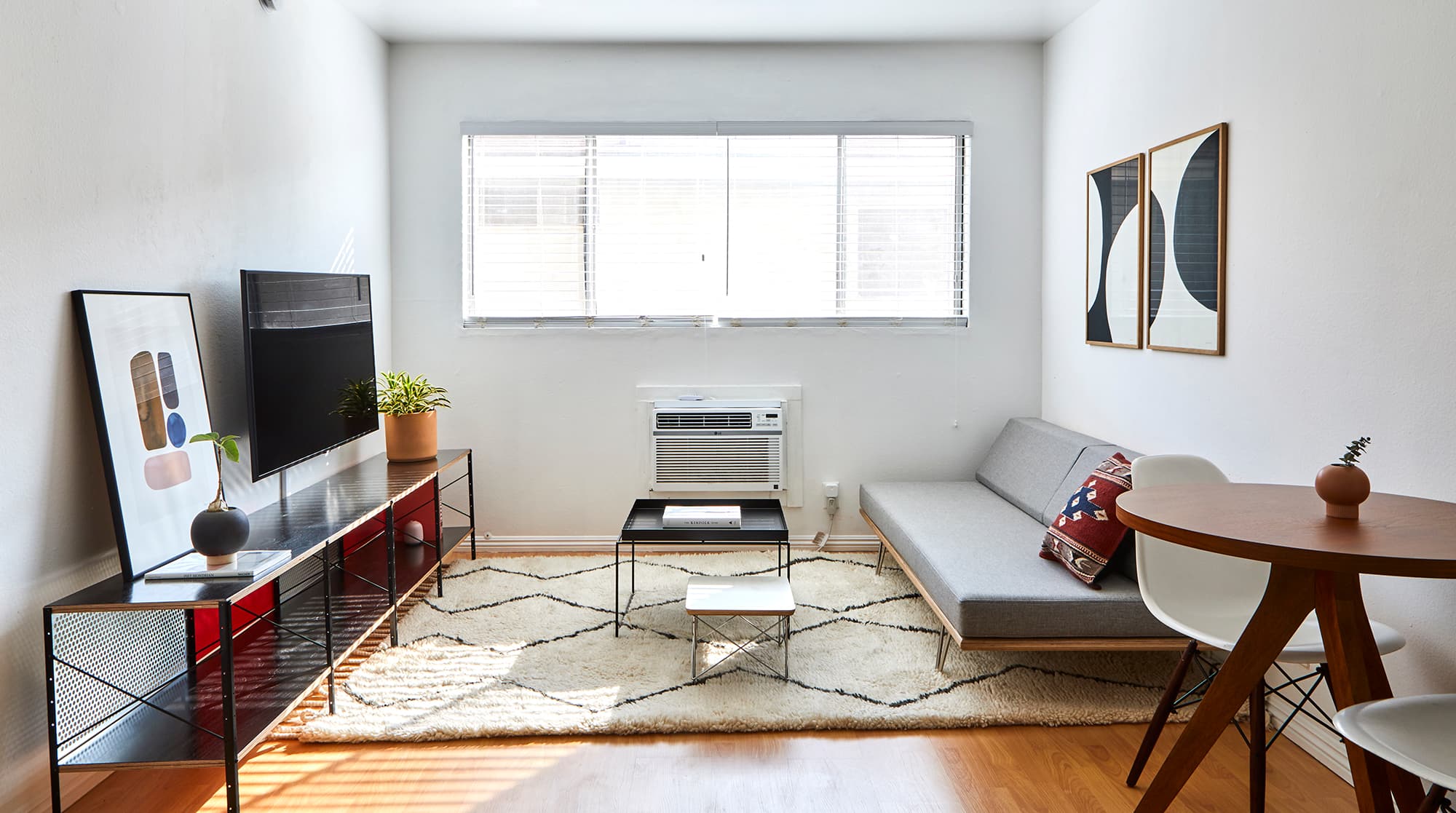 Chinatown, Los Angeles — Luxury furnished apartment in Chinatown, Los Angeles