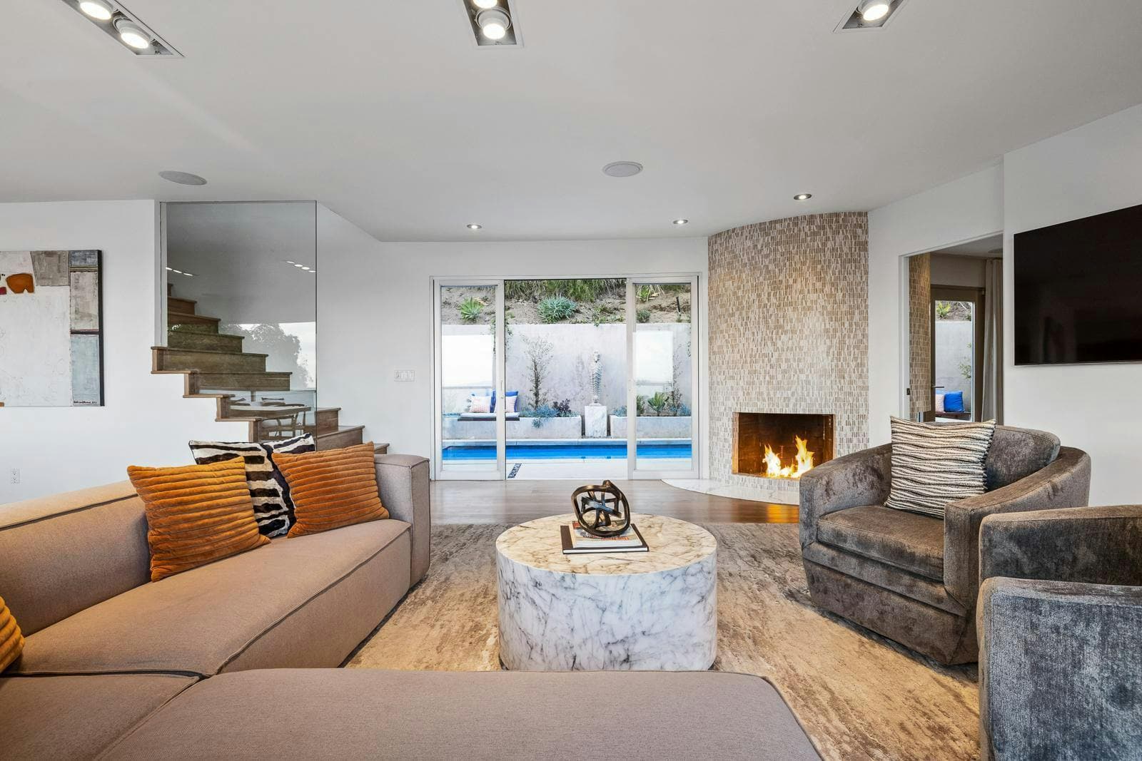 West Hollywood, Los Angeles — Luxury furnished apartment in West Hollywood, Los Angeles