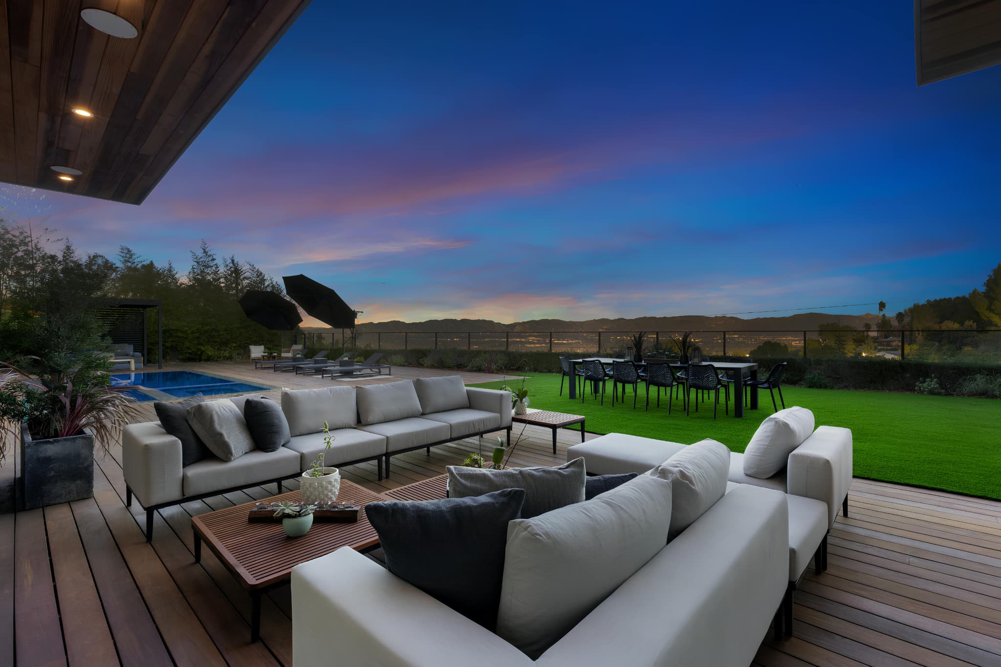 Encino, Los Angeles — Luxury furnished apartment in Encino, Los Angeles