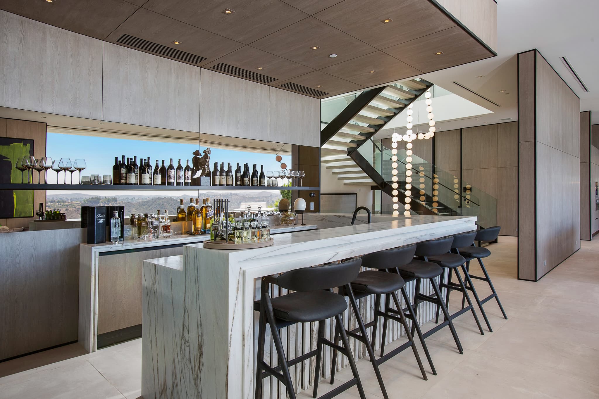 Beverly Crest, Los Angeles — Luxury furnished apartment in Beverly Crest, Los Angeles