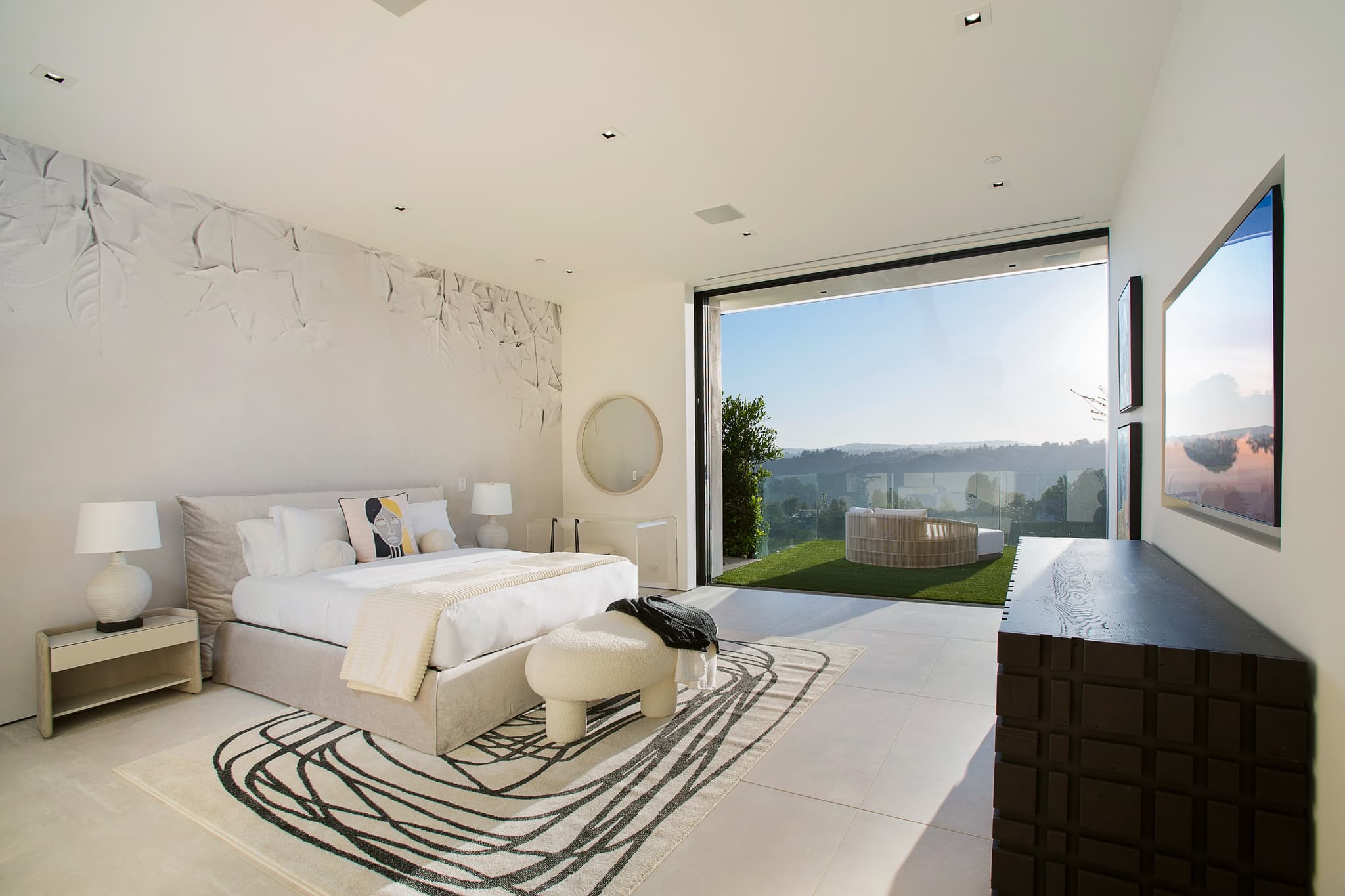 Beverly Crest, Los Angeles — Luxury furnished apartment in Beverly Crest, Los Angeles