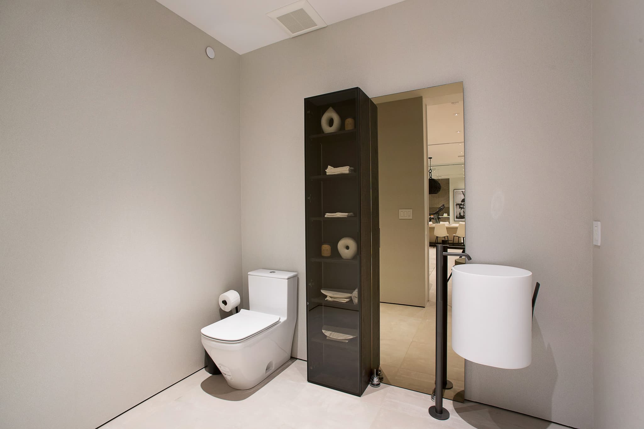 Beverly Crest, Los Angeles — Luxury furnished apartment in Beverly Crest, Los Angeles