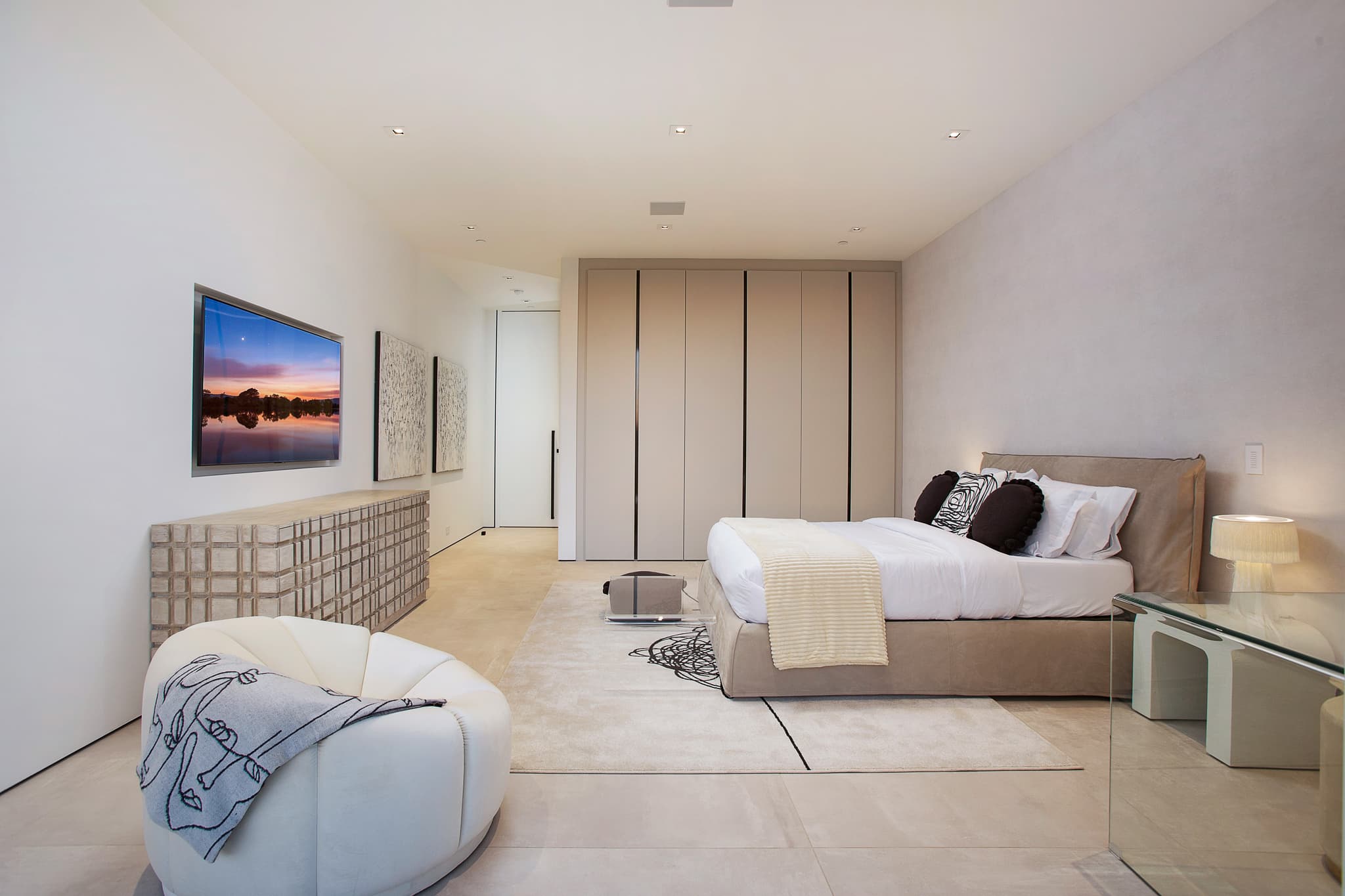 Beverly Crest, Los Angeles — Luxury furnished apartment in Beverly Crest, Los Angeles