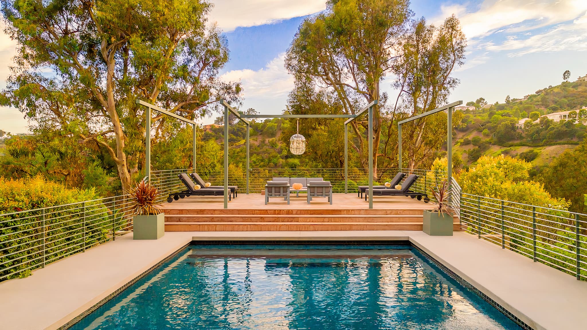 Bel Air, Los Angeles — Luxury furnished apartment in Bel Air, Los Angeles