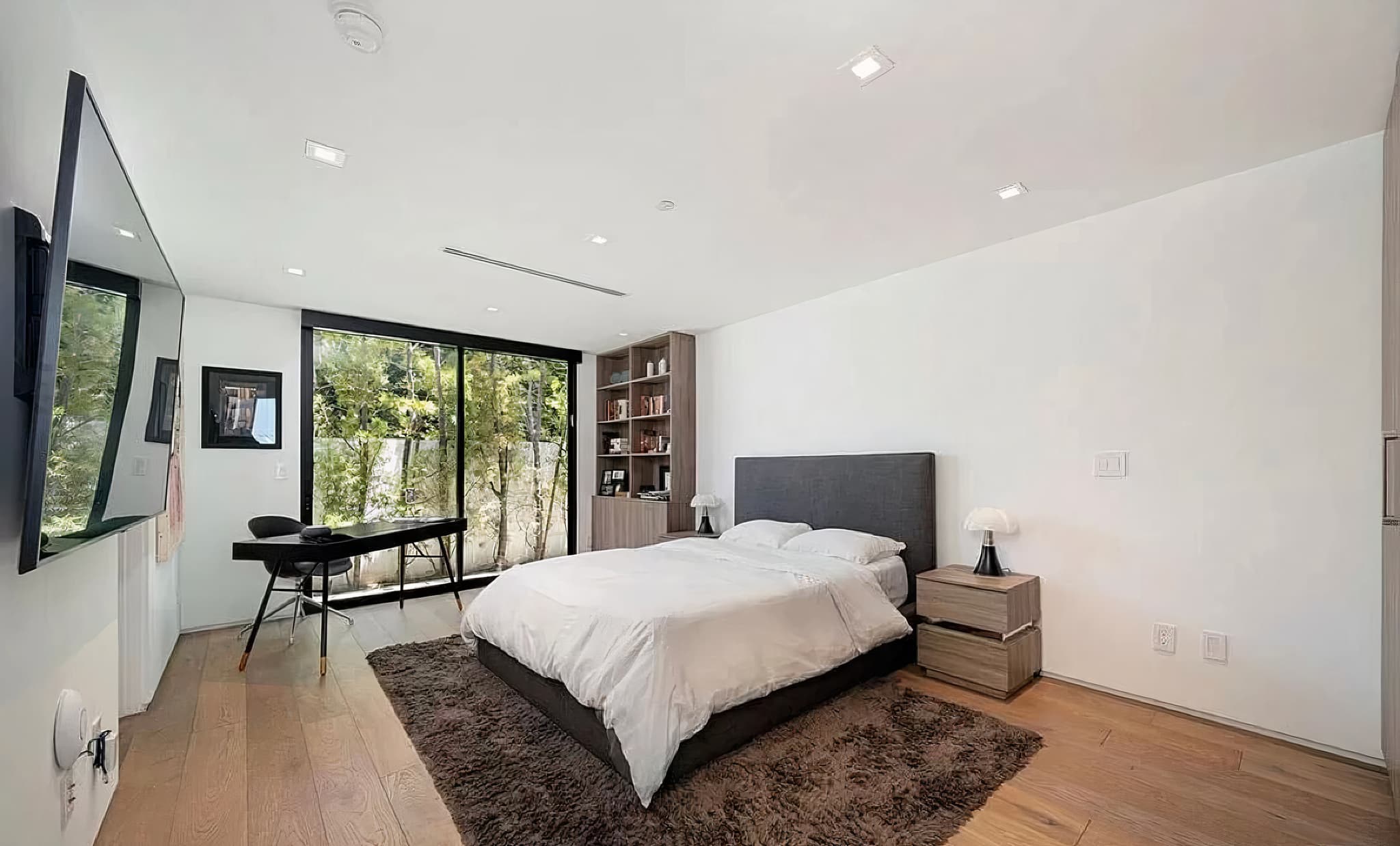 Beverly Crest, Los Angeles — Luxury furnished apartment in Beverly Crest, Los Angeles