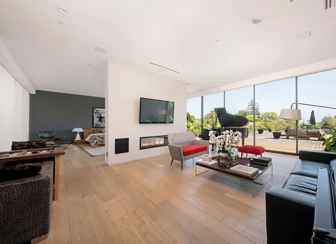 Beverly Crest, Los Angeles — Luxury furnished apartment in Beverly Crest, Los Angeles