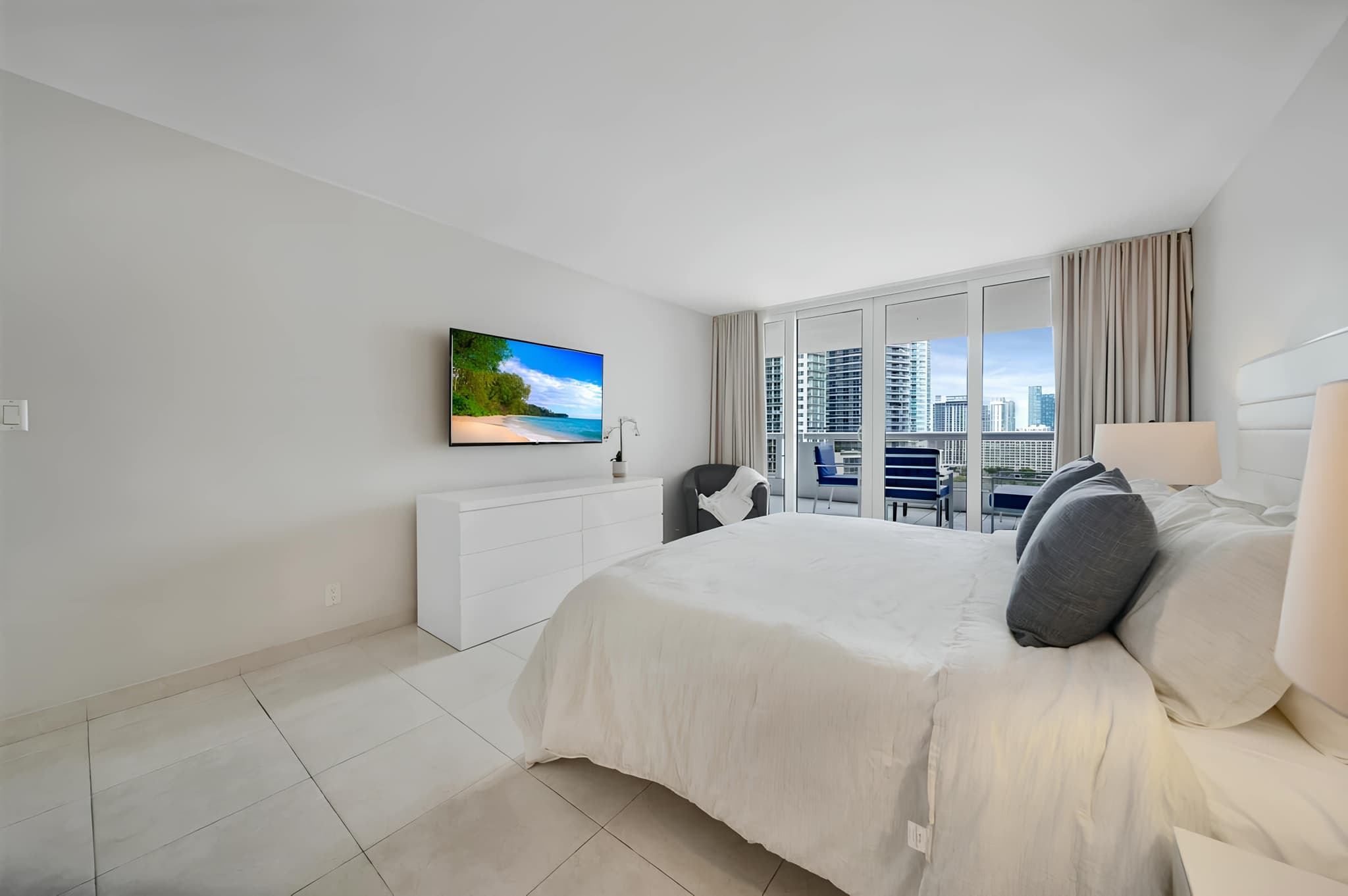 Downtown Miami, Miami — Luxury furnished apartment in Downtown Miami, Miami