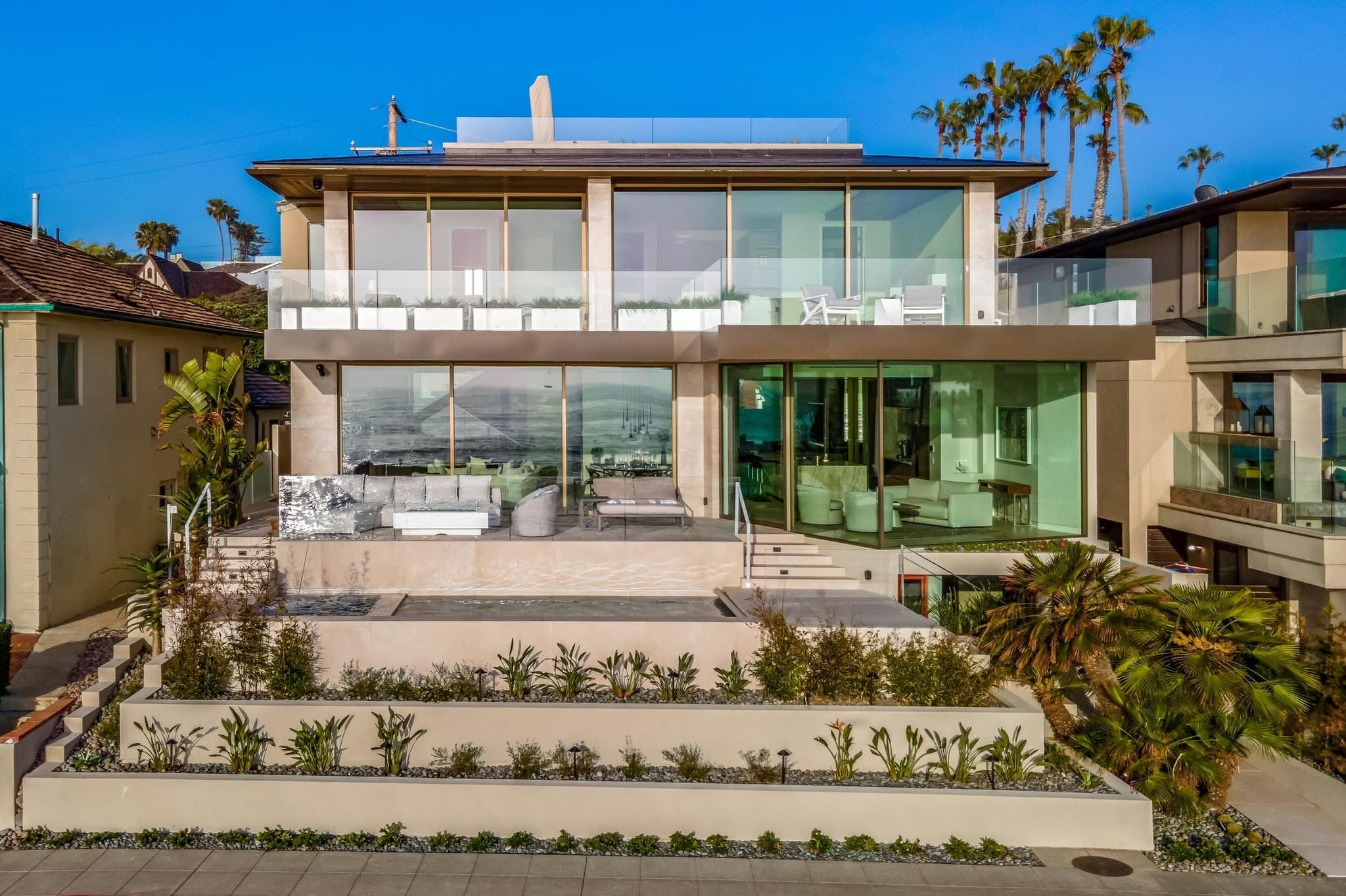 La Jolla, San Diego — Luxury furnished apartment in La Jolla, San Diego