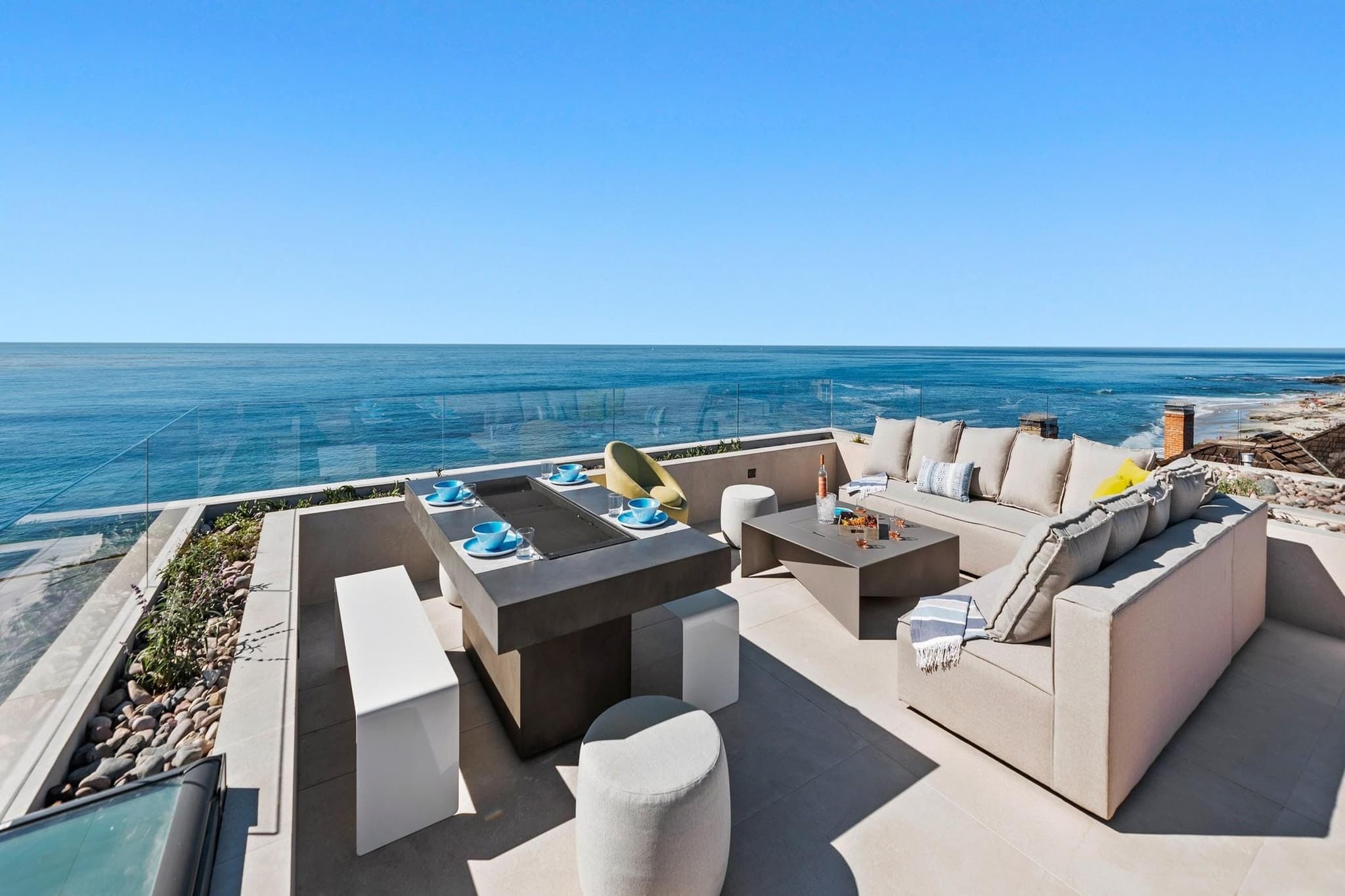 La Jolla, San Diego — Luxury furnished apartment in La Jolla, San Diego