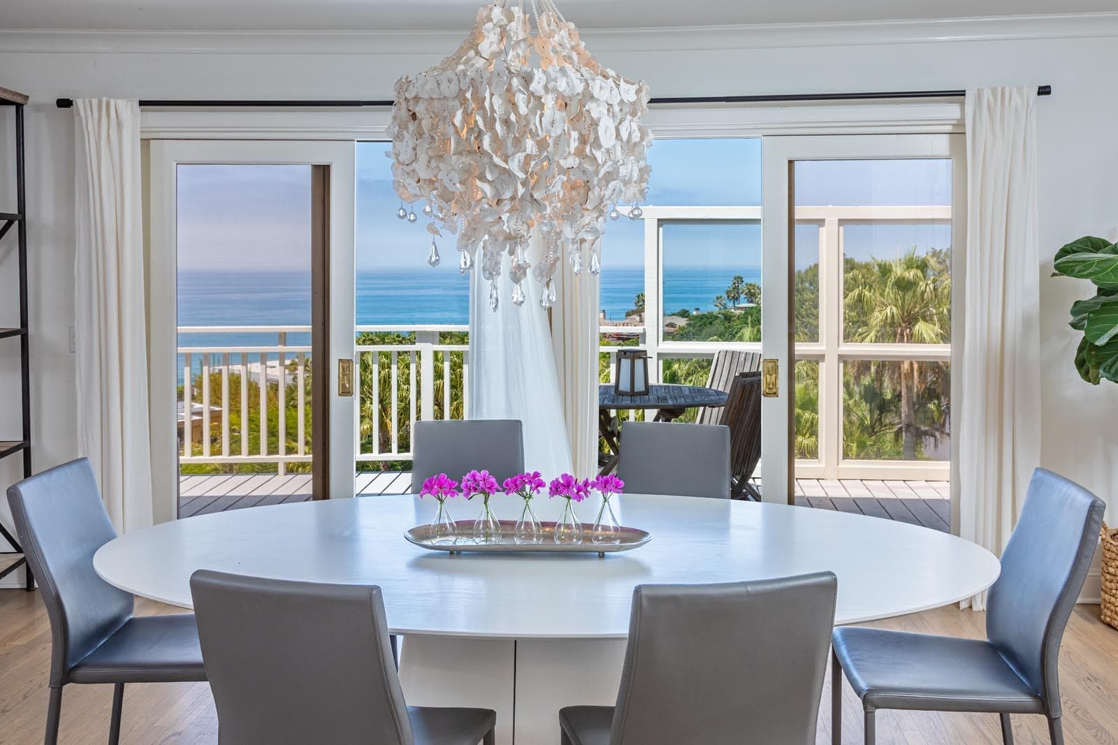 Malibu, Los Angeles — Luxury furnished apartment in Malibu, Los Angeles