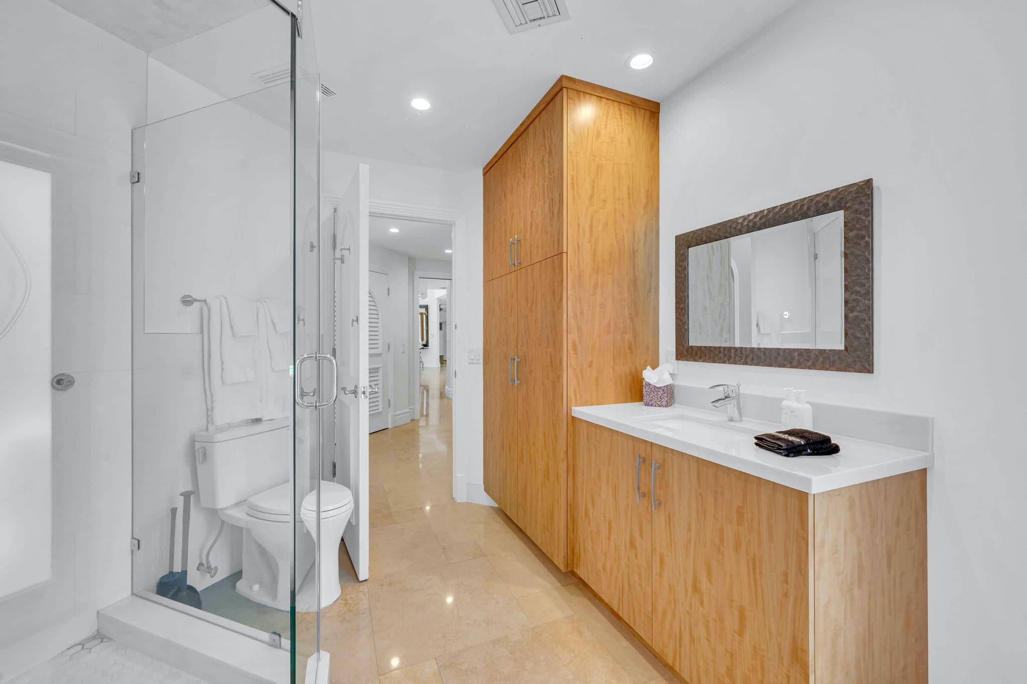 Las Olas Isles, Fort Lauderdale — Luxury furnished apartment in Las Olas Isles, Fort Lauderdale
