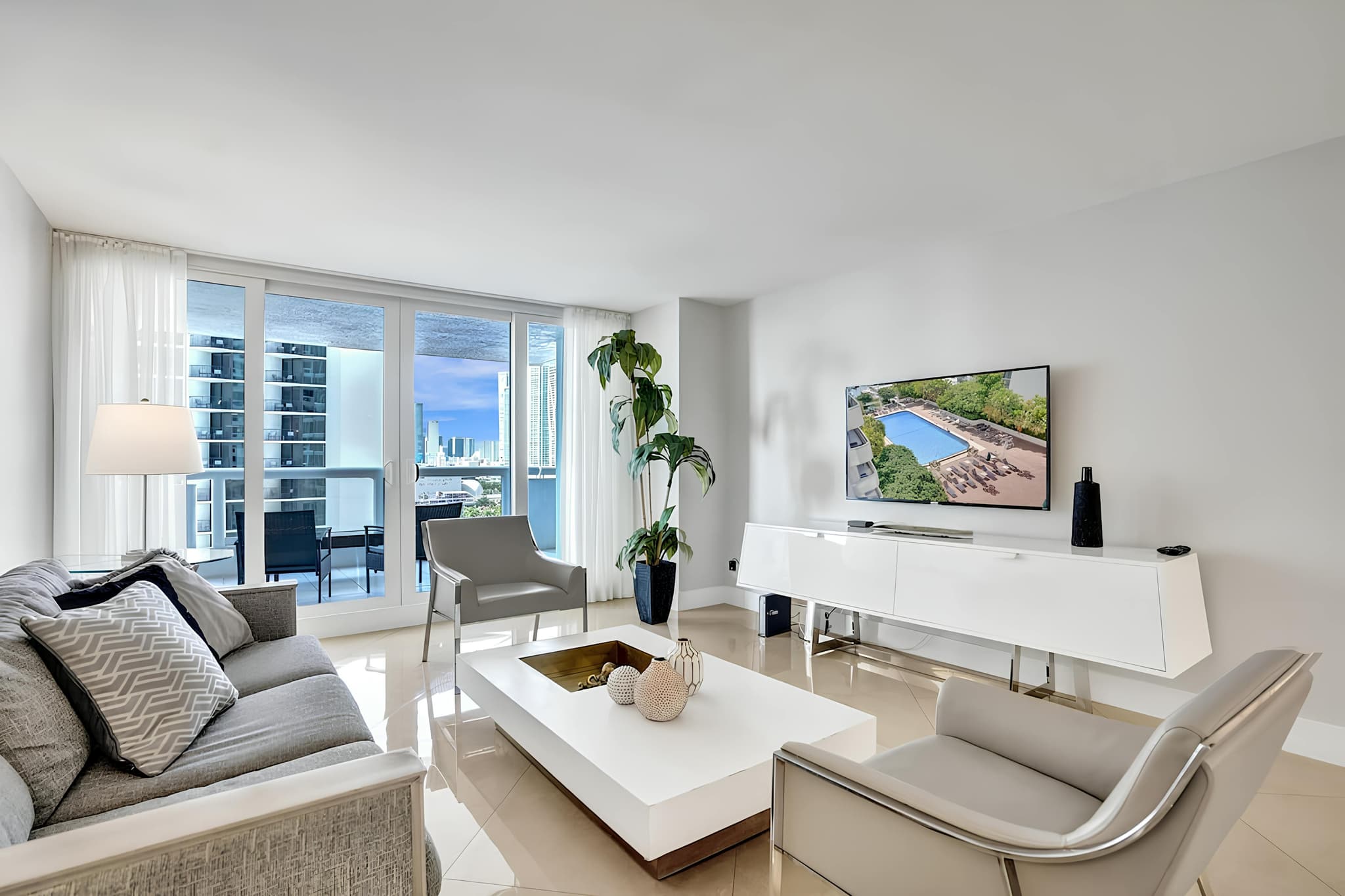 Downtown Miami, Miami — Luxury furnished apartment in Downtown Miami, Miami