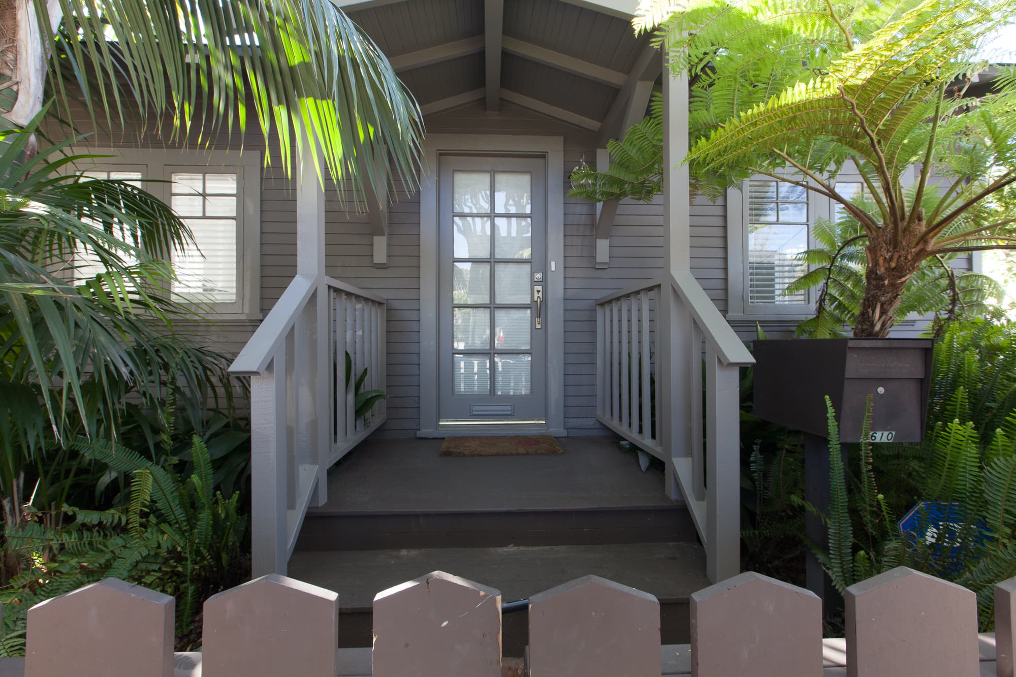 West Hollywood, Los Angeles — Luxury furnished apartment in West Hollywood, Los Angeles