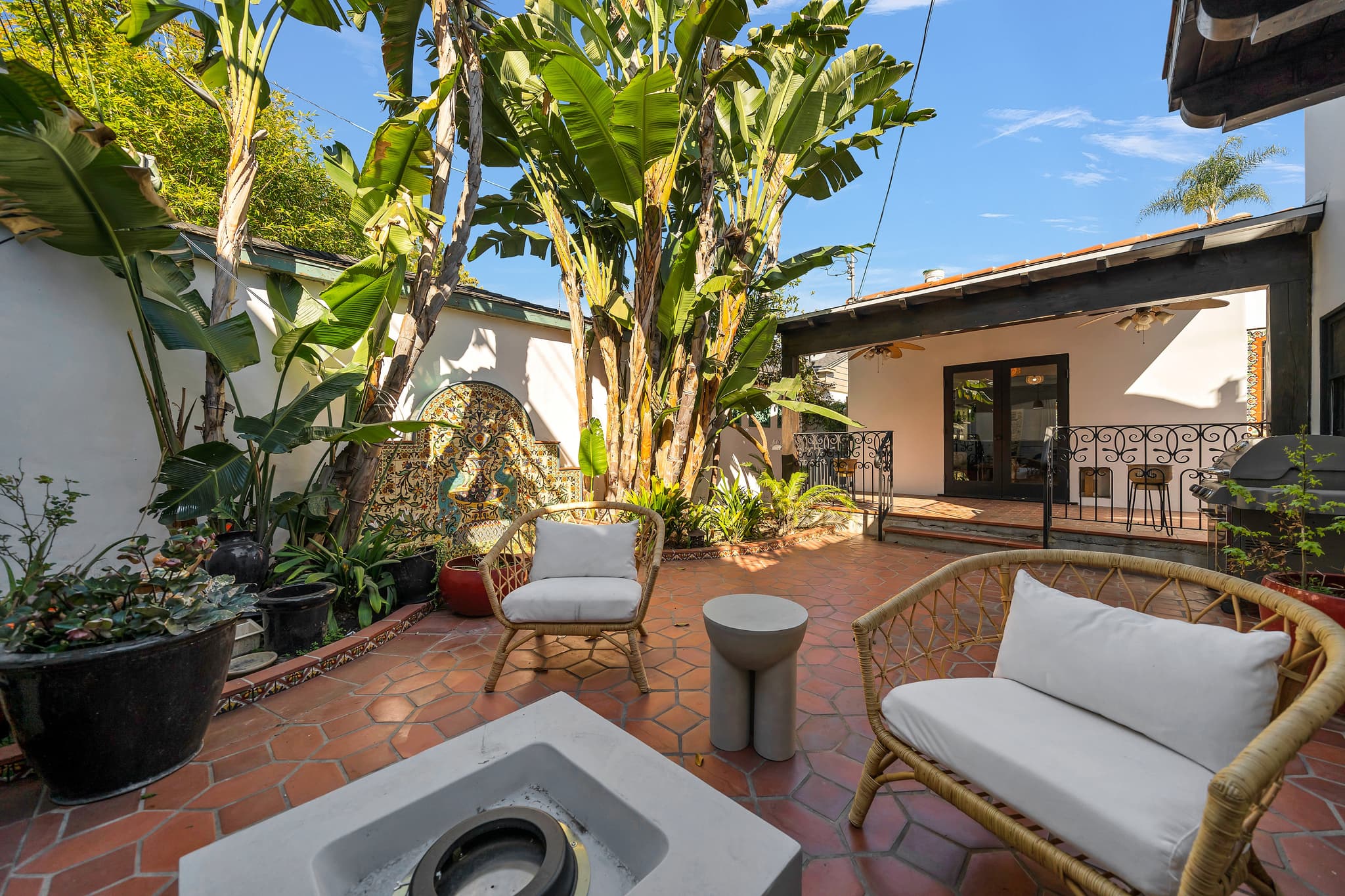 Beverly Grove, Los Angeles — Luxury furnished apartment in Beverly Grove, Los Angeles