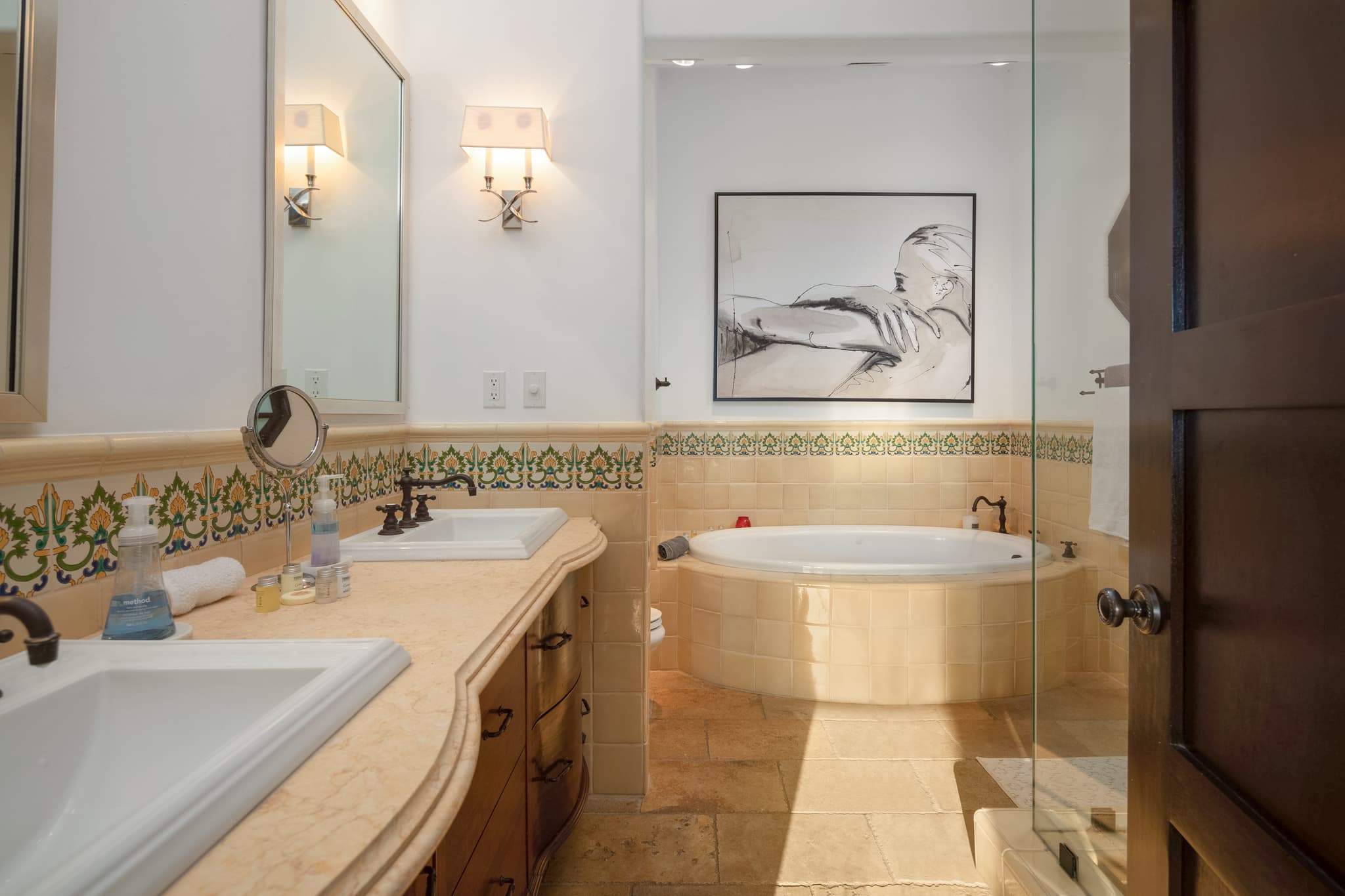 Studio City, Los Angeles — Luxury furnished apartment in Studio City, Los Angeles