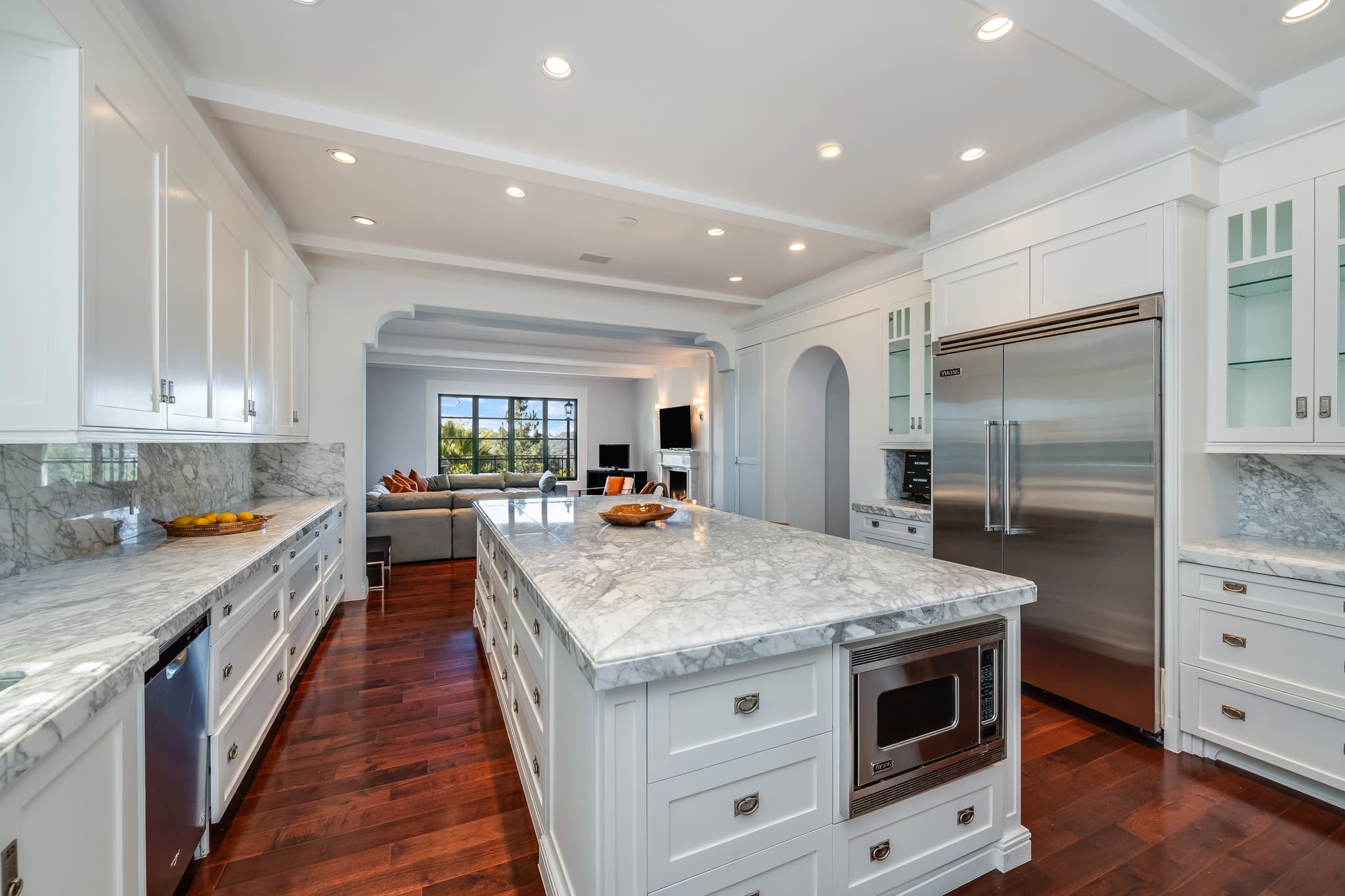 Studio City, Los Angeles — Luxury furnished apartment in Studio City, Los Angeles