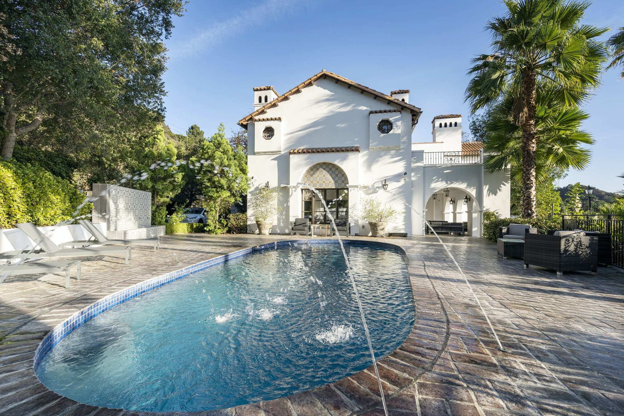 Studio City, Los Angeles — Luxury furnished apartment in Studio City, Los Angeles