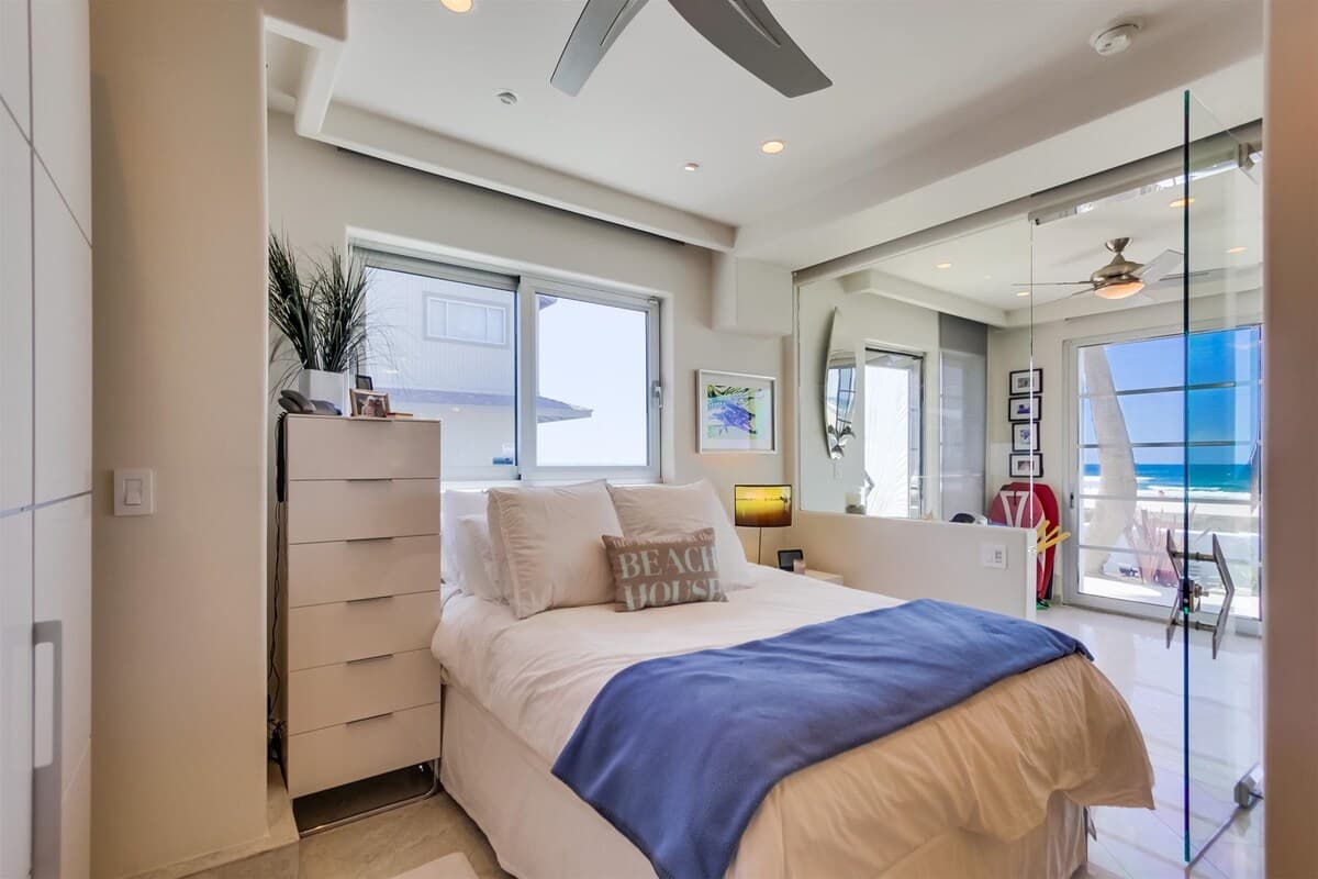 Mission Beach, San Diego — Luxury furnished apartment in Mission Beach, San Diego