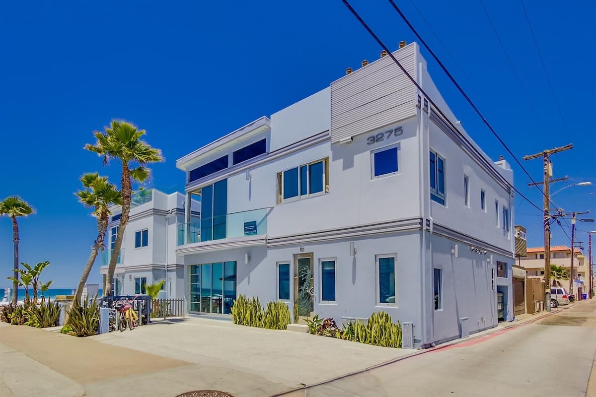 Mission Beach, San Diego — Luxury furnished apartment in Mission Beach, San Diego