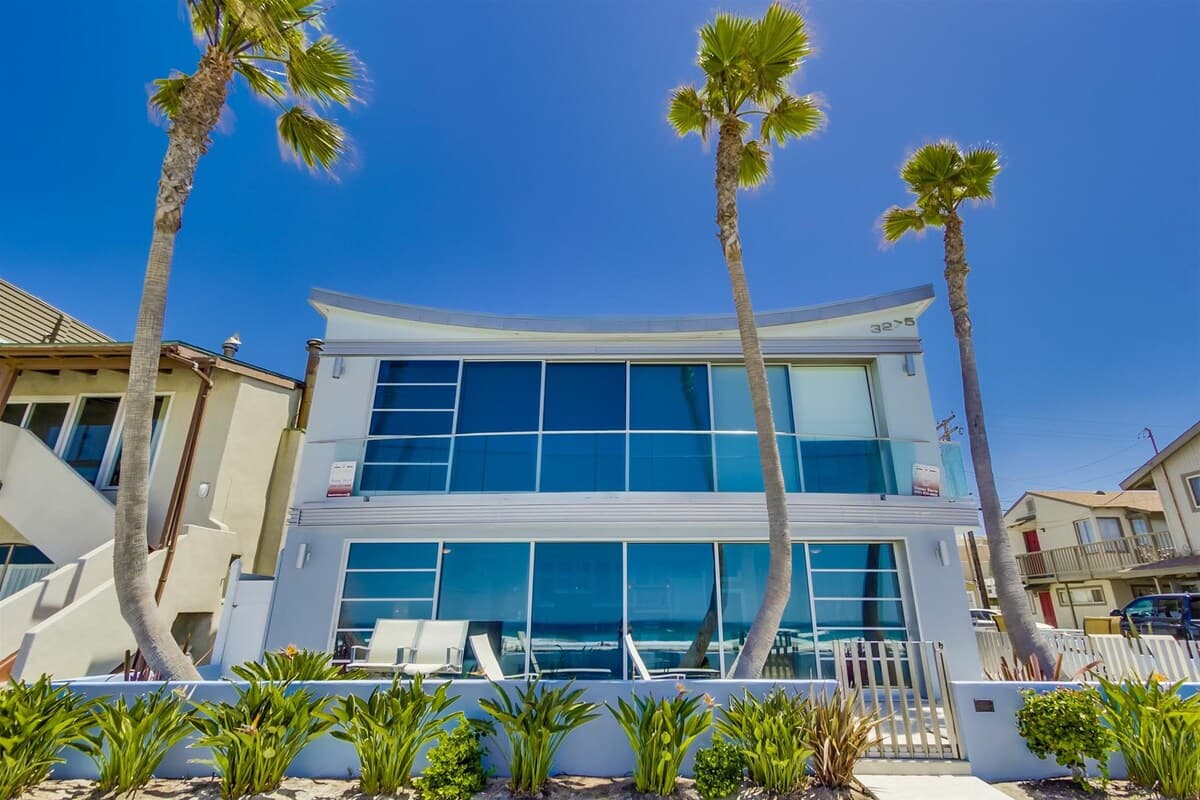 Mission Beach, San Diego — Luxury furnished apartment in Mission Beach, San Diego