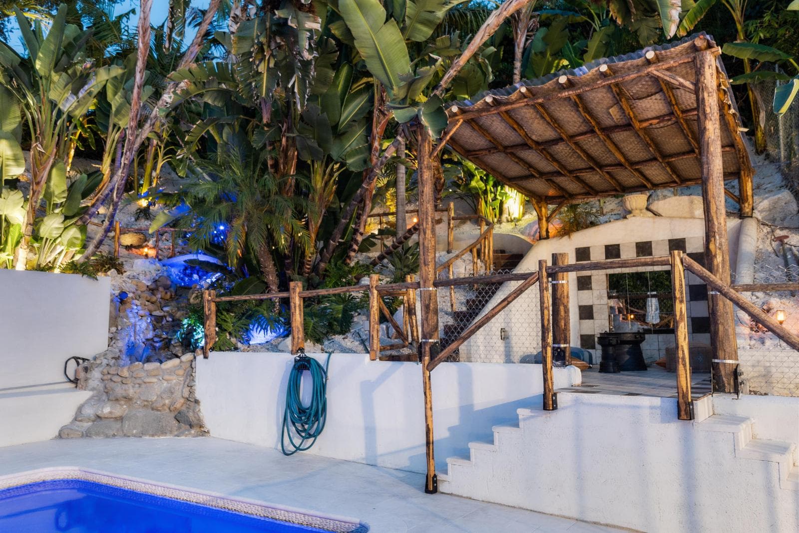 Studio City, Los Angeles — Luxury furnished apartment in Studio City, Los Angeles