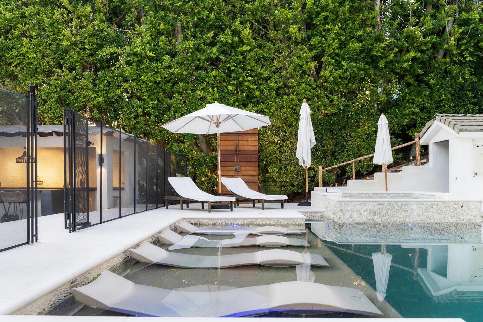 Studio City, Los Angeles — Luxury furnished apartment in Studio City, Los Angeles