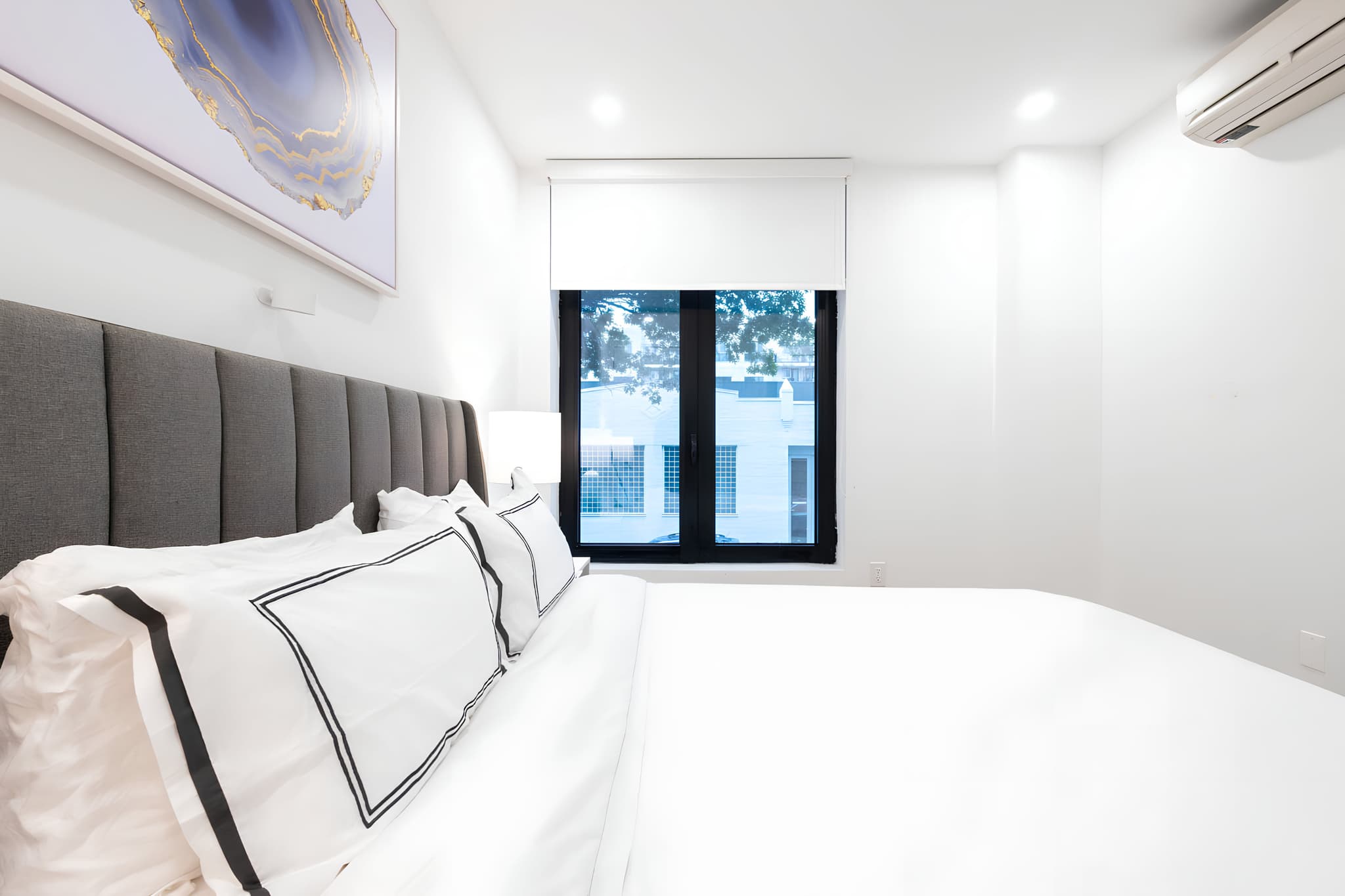 Greenpoint, Greenpoint — Luxury furnished apartment in Greenpoint, New York City