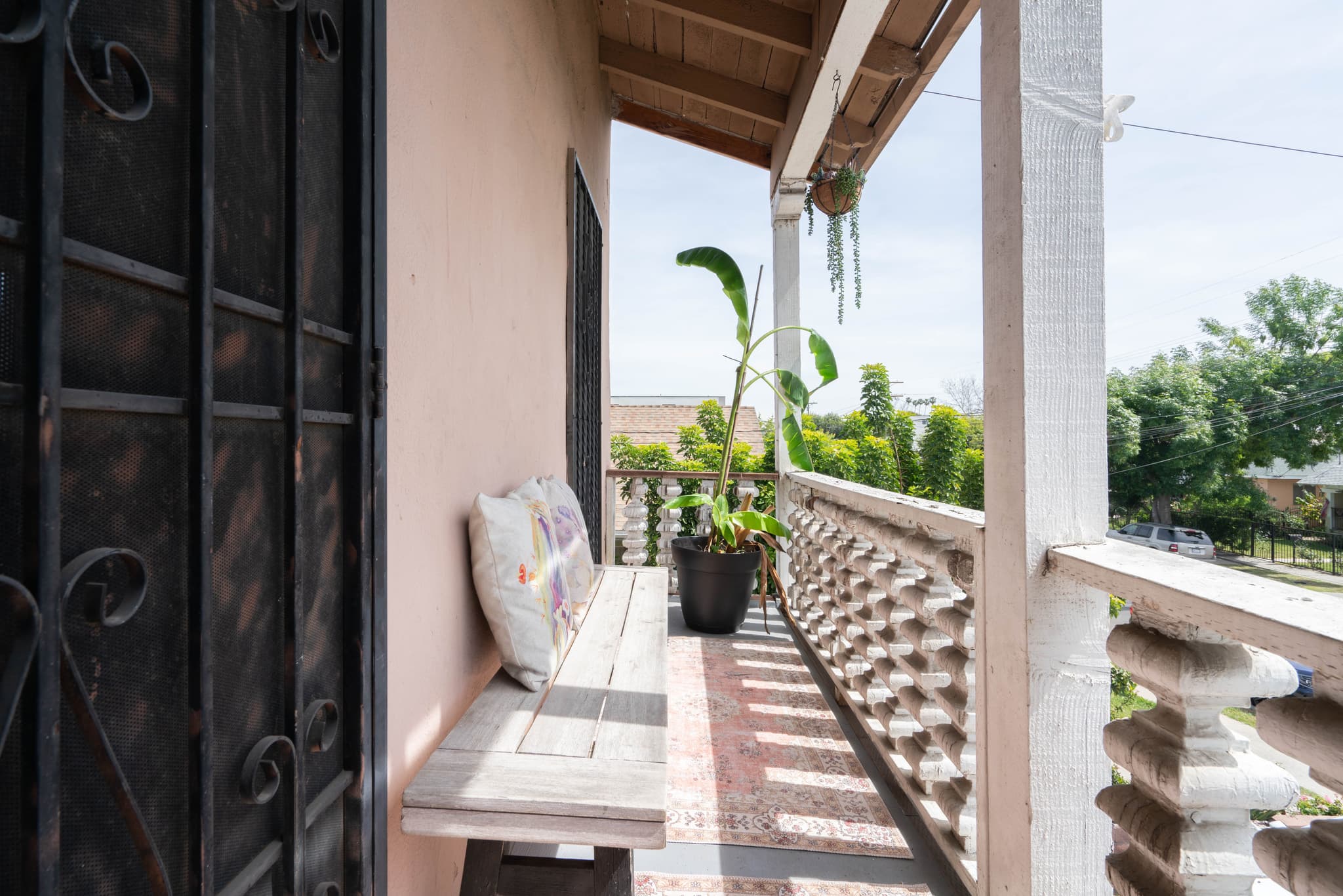 Jefferson Park, Los Angeles — Luxury furnished apartment in Jefferson Park, Los Angeles