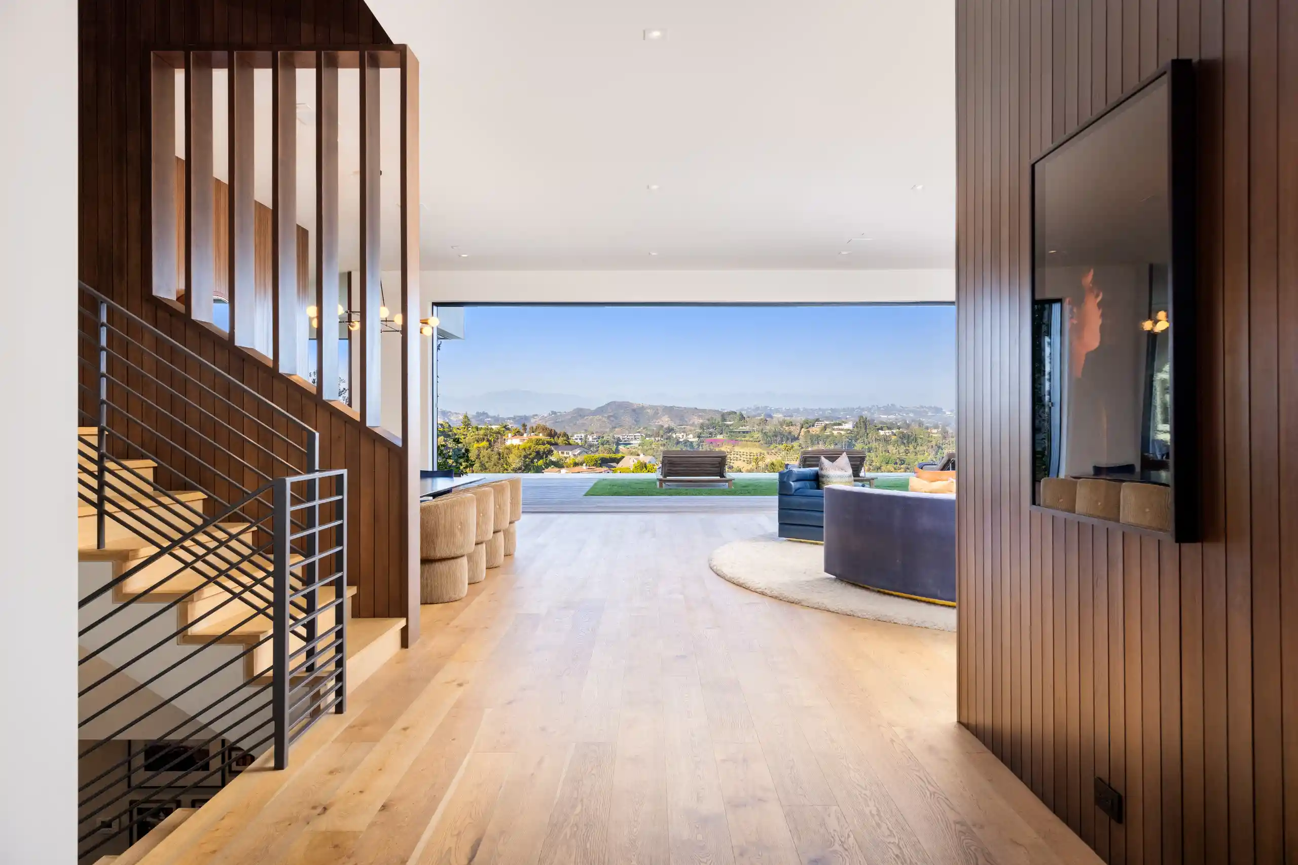 Bel Air, Los Angeles — Luxury furnished apartment in Bel Air, Los Angeles