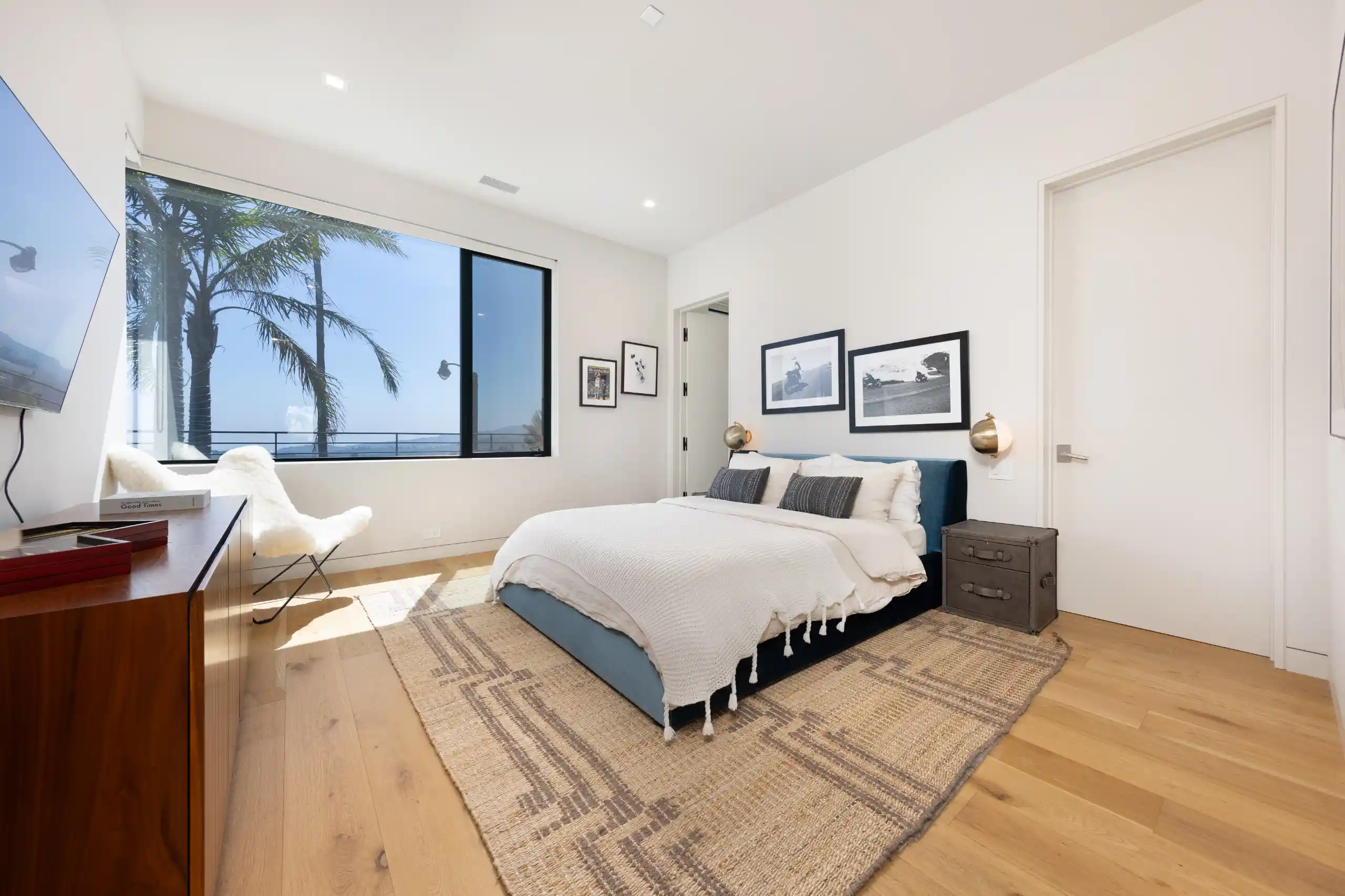 Bel Air, Los Angeles — Luxury furnished apartment in Bel Air, Los Angeles