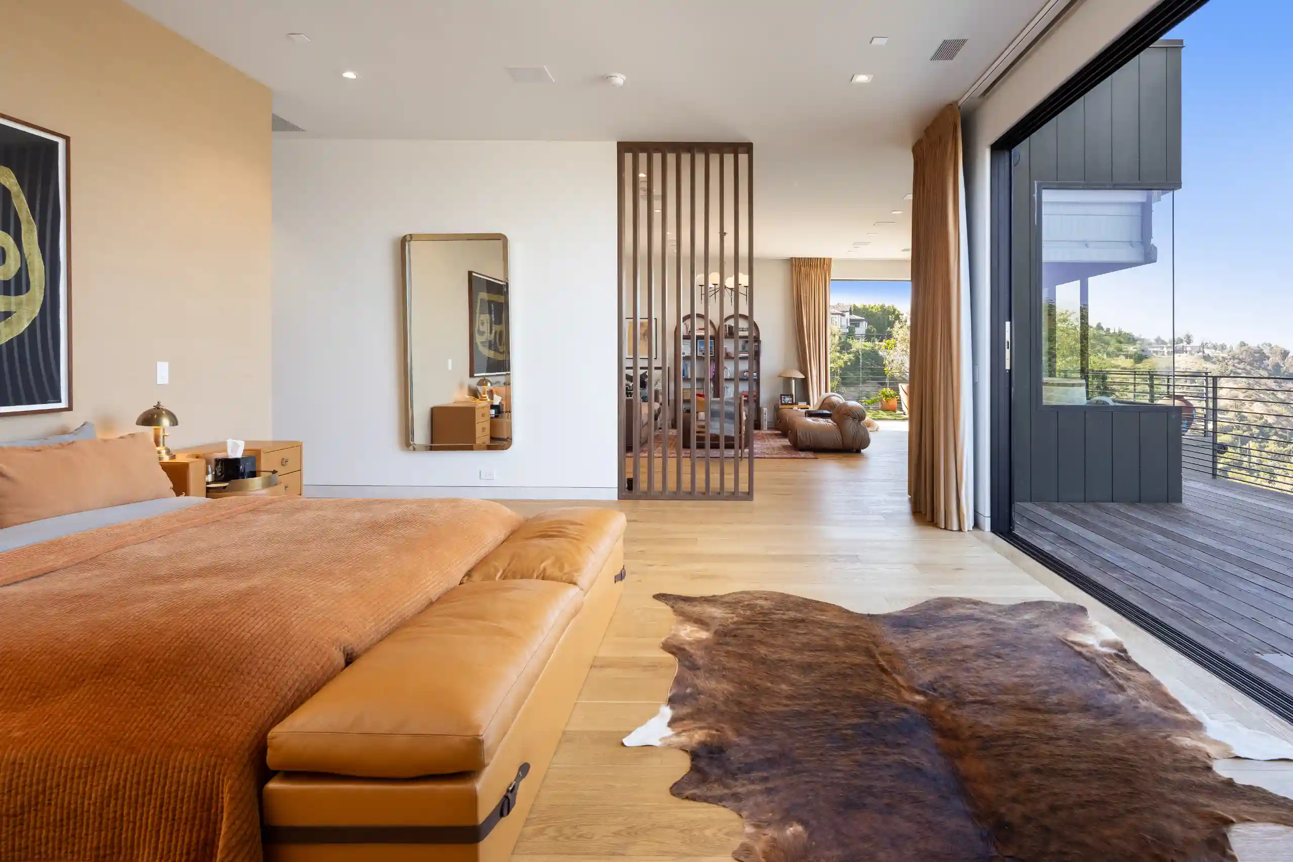 Bel Air, Los Angeles — Luxury furnished apartment in Bel Air, Los Angeles