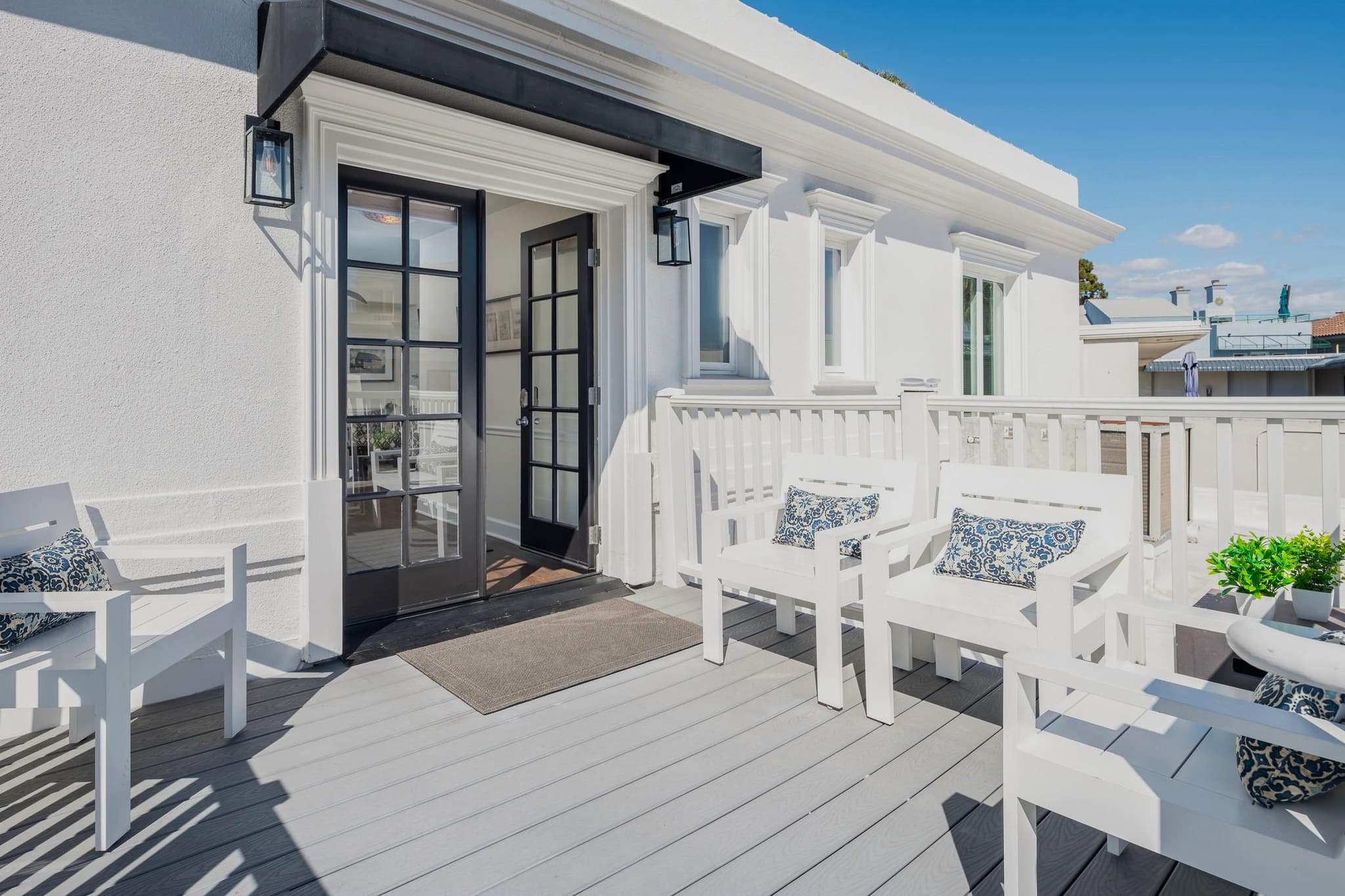 San Diego, San Diego — Luxury furnished apartment in San Diego