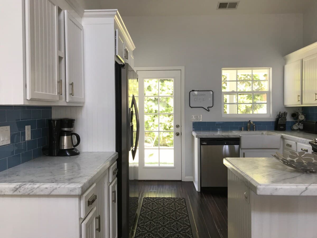 Pacific Beach, San Diego — Luxury furnished apartment in Pacific Beach, San Diego