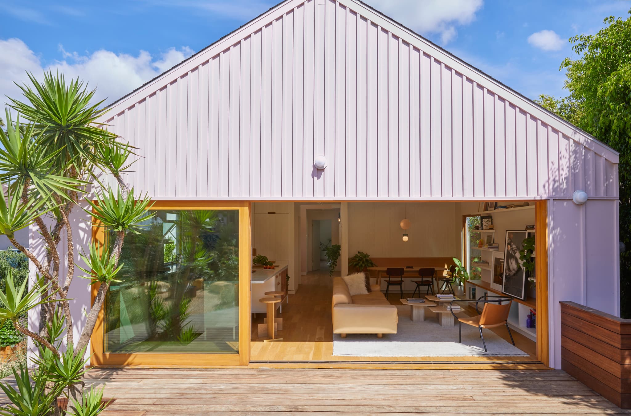 Los Feliz, Los Angeles — Luxury furnished apartment in Los Feliz, Los Angeles