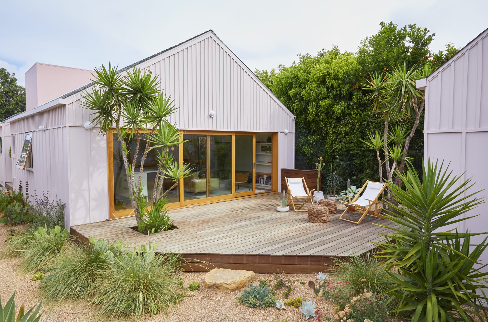 Los Feliz, Los Angeles — Luxury furnished apartment in Los Feliz, Los Angeles