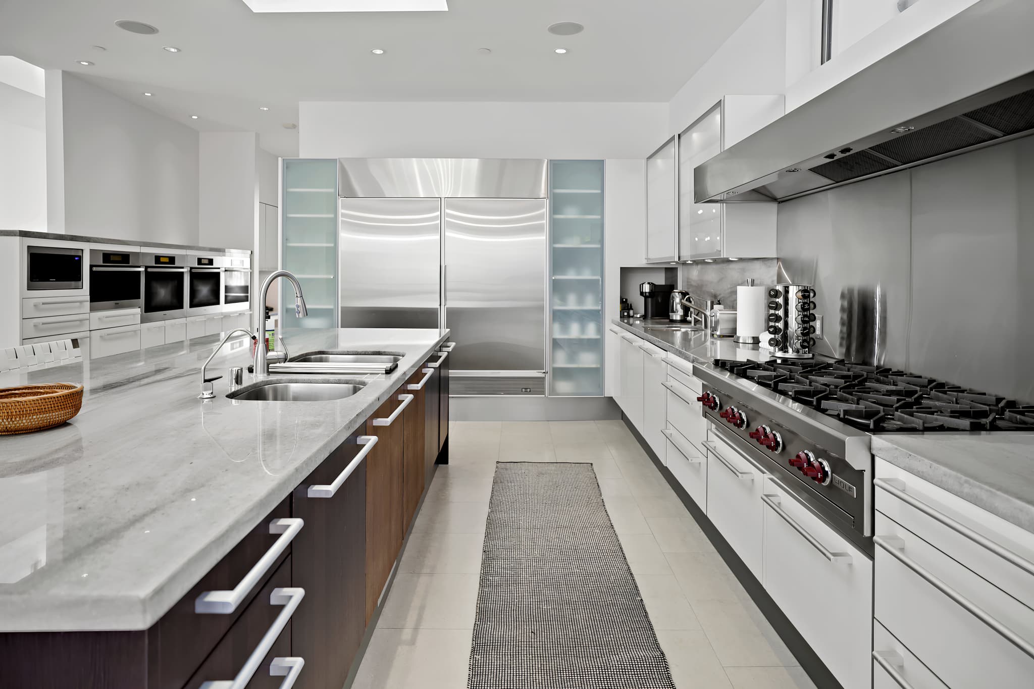 Inland Malibu, Los Angeles — Luxury furnished apartment in Inland Malibu, Los Angeles