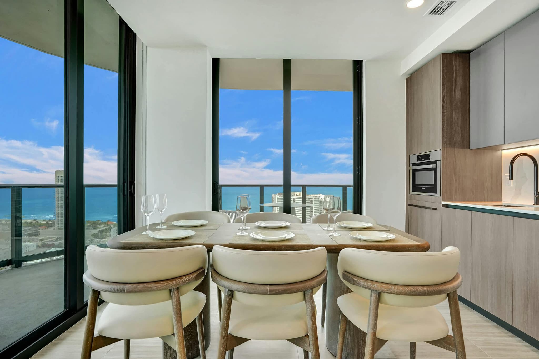 Surfside, Miami — Luxury furnished apartment in Surfside, Miami