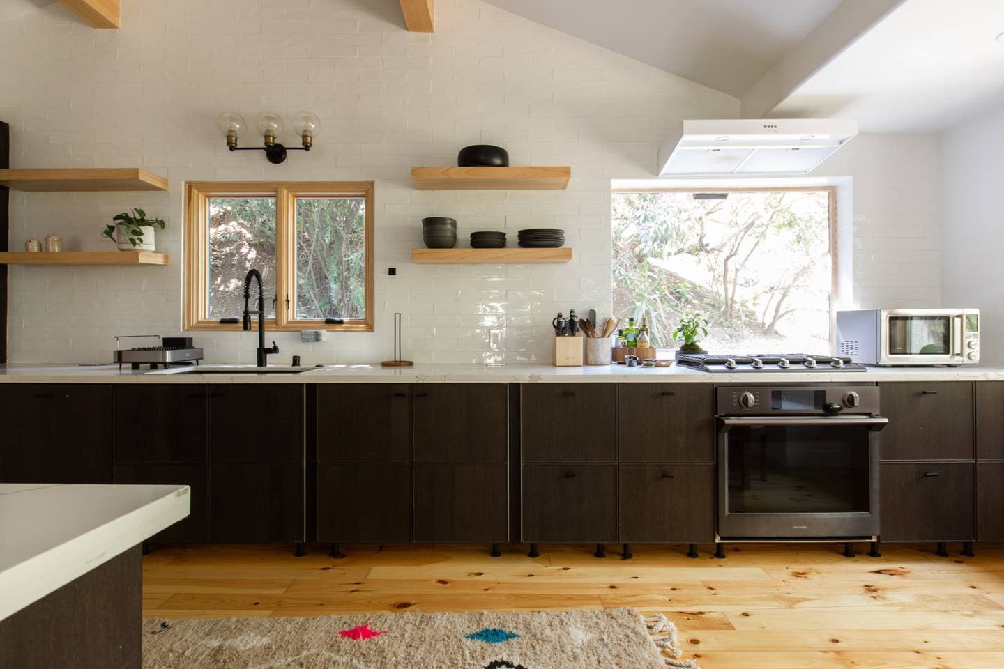 Hollywood Hills, Los Angeles — Luxury furnished apartment in Hollywood Hills, Los Angeles