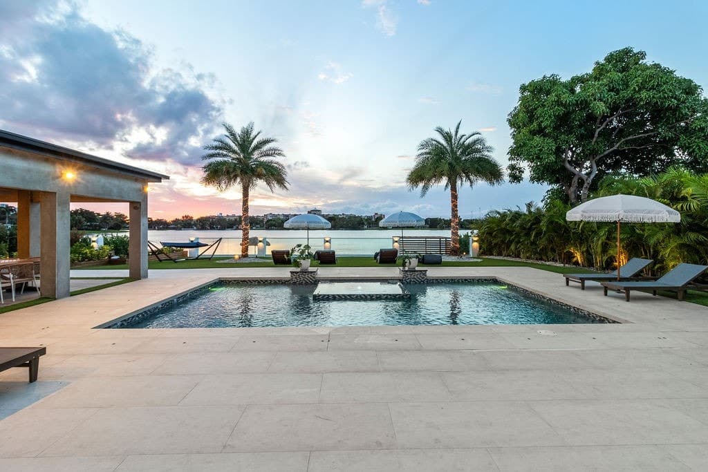 Hollywood, Miami — Luxury furnished apartment in Hollywood, Miami