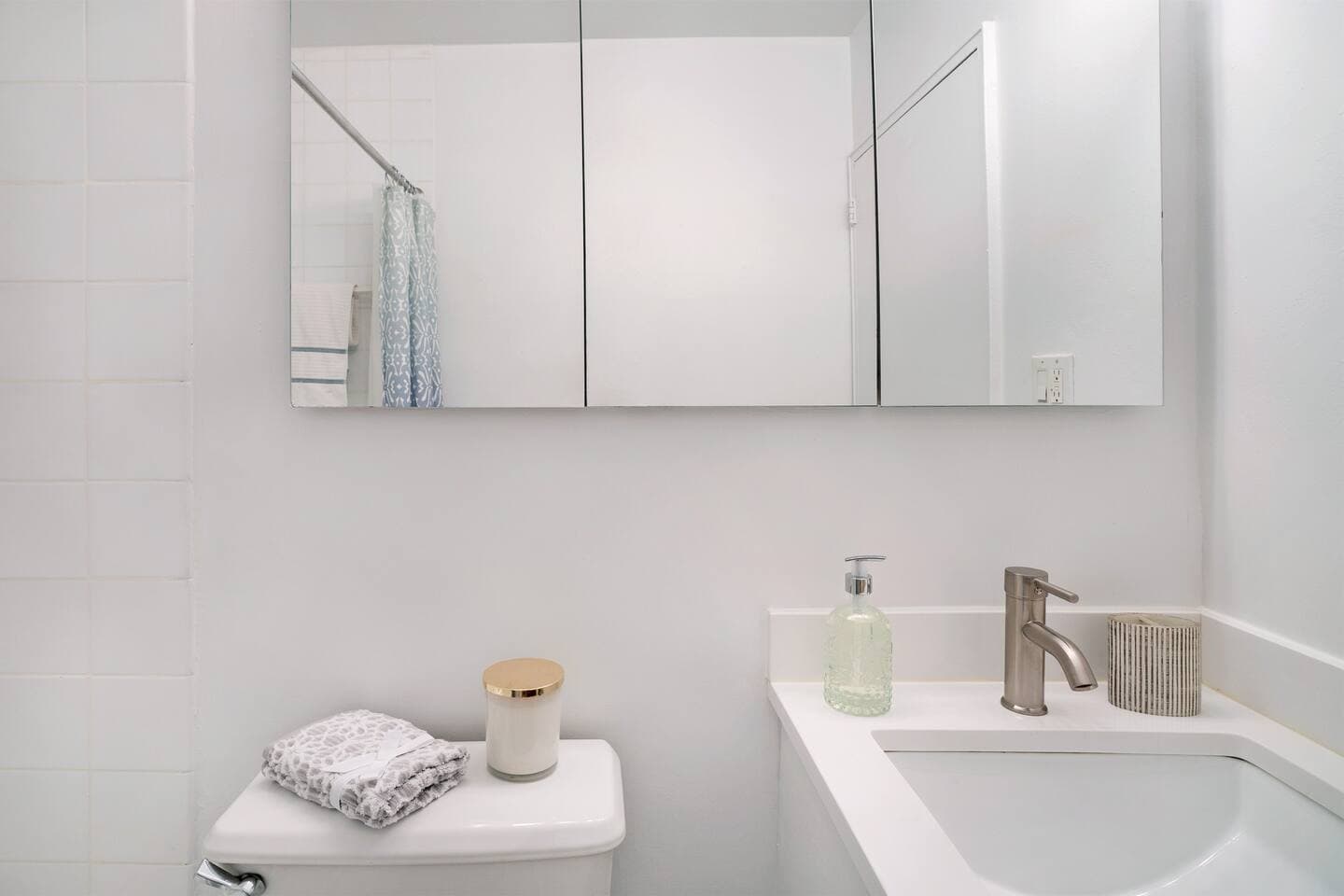 Midtown, Midtown — Luxury furnished apartment in Midtown, New York City