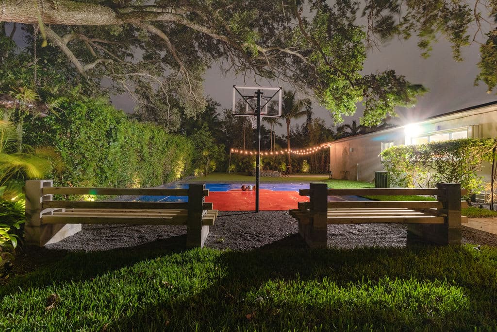 Surfside, Miami — Luxury furnished apartment in Surfside, Miami