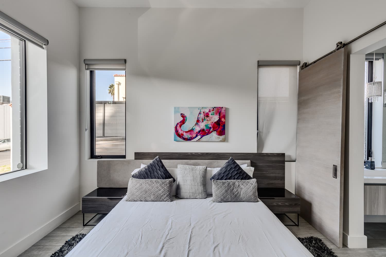 West Hollywood, Los Angeles — Luxury furnished apartment in West Hollywood, Los Angeles