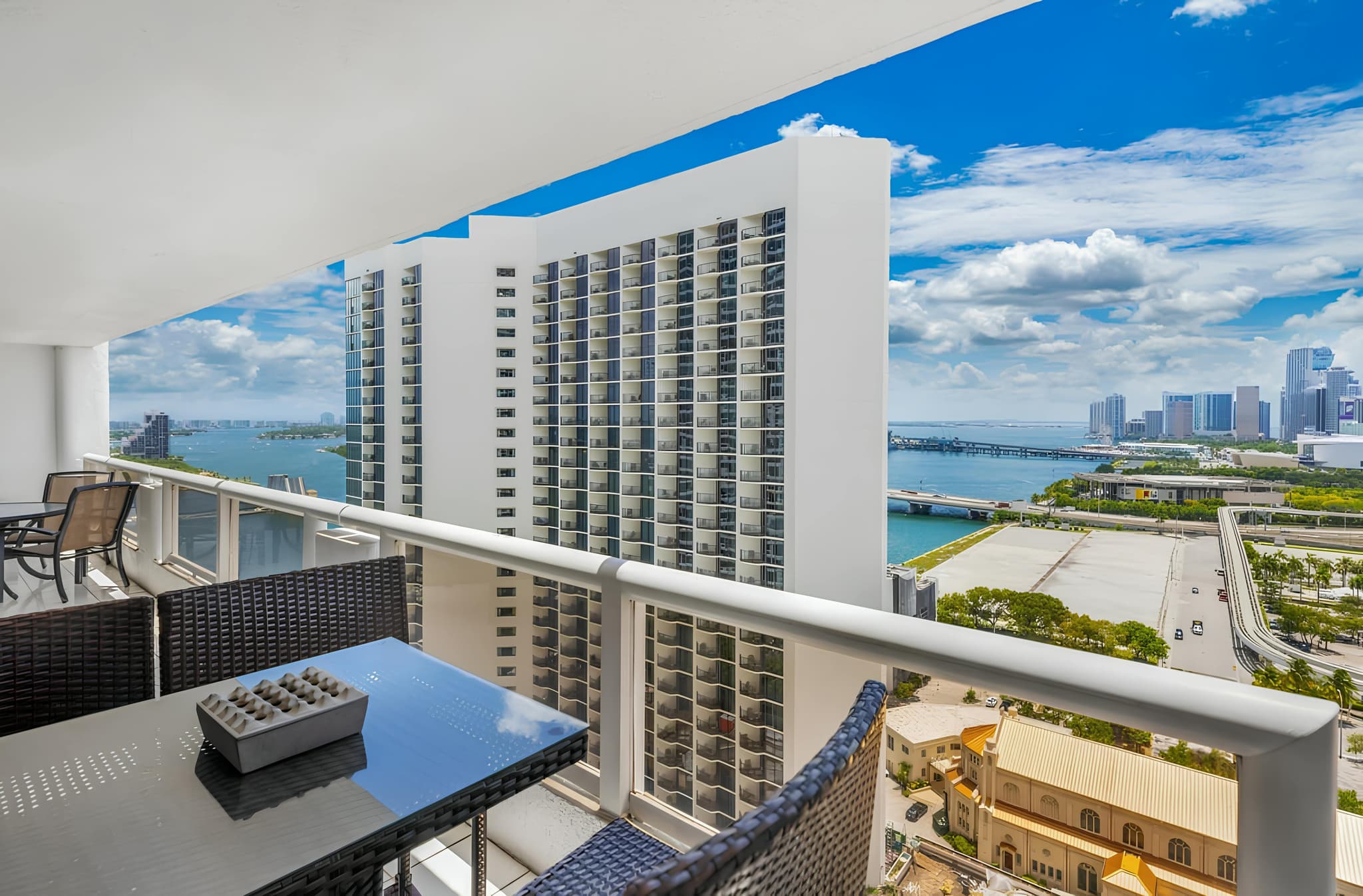 Downtown Miami, Miami — Luxury furnished apartment in Downtown Miami, Miami